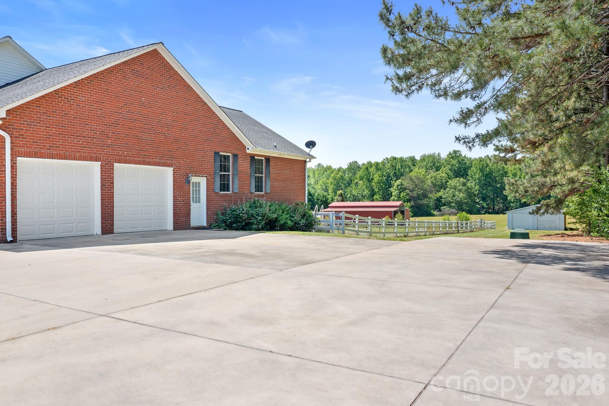 3987 NC 27 Highway — Lincolnton