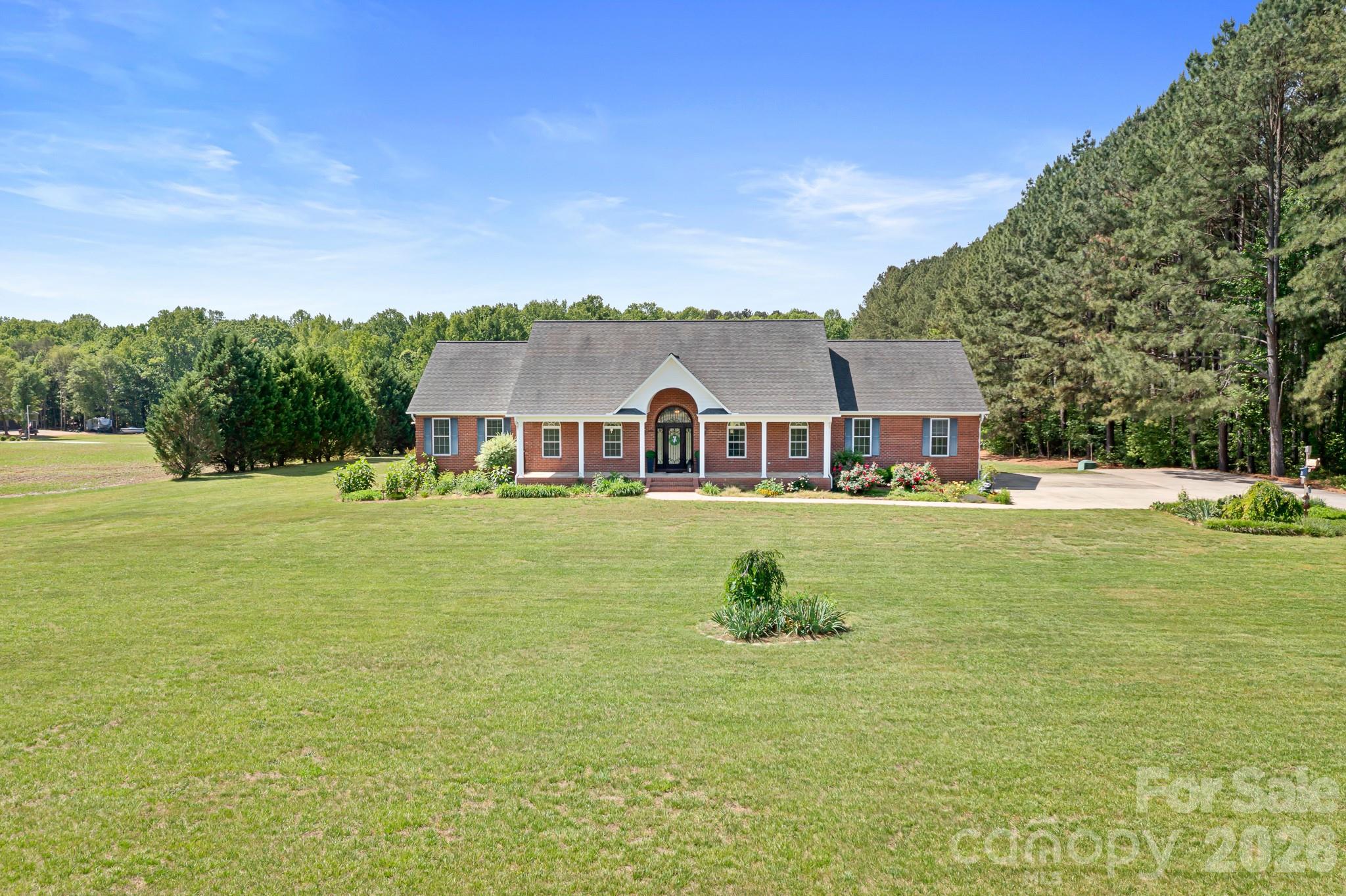 3987 NC 27 Highway — Lincolnton