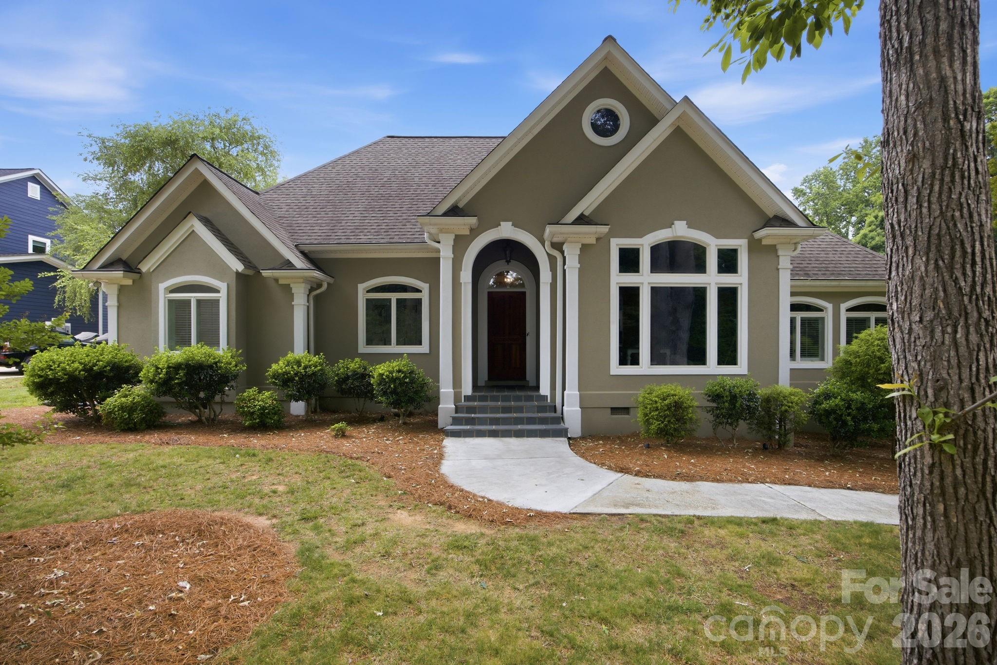 242 Mallard Way — Mooresville