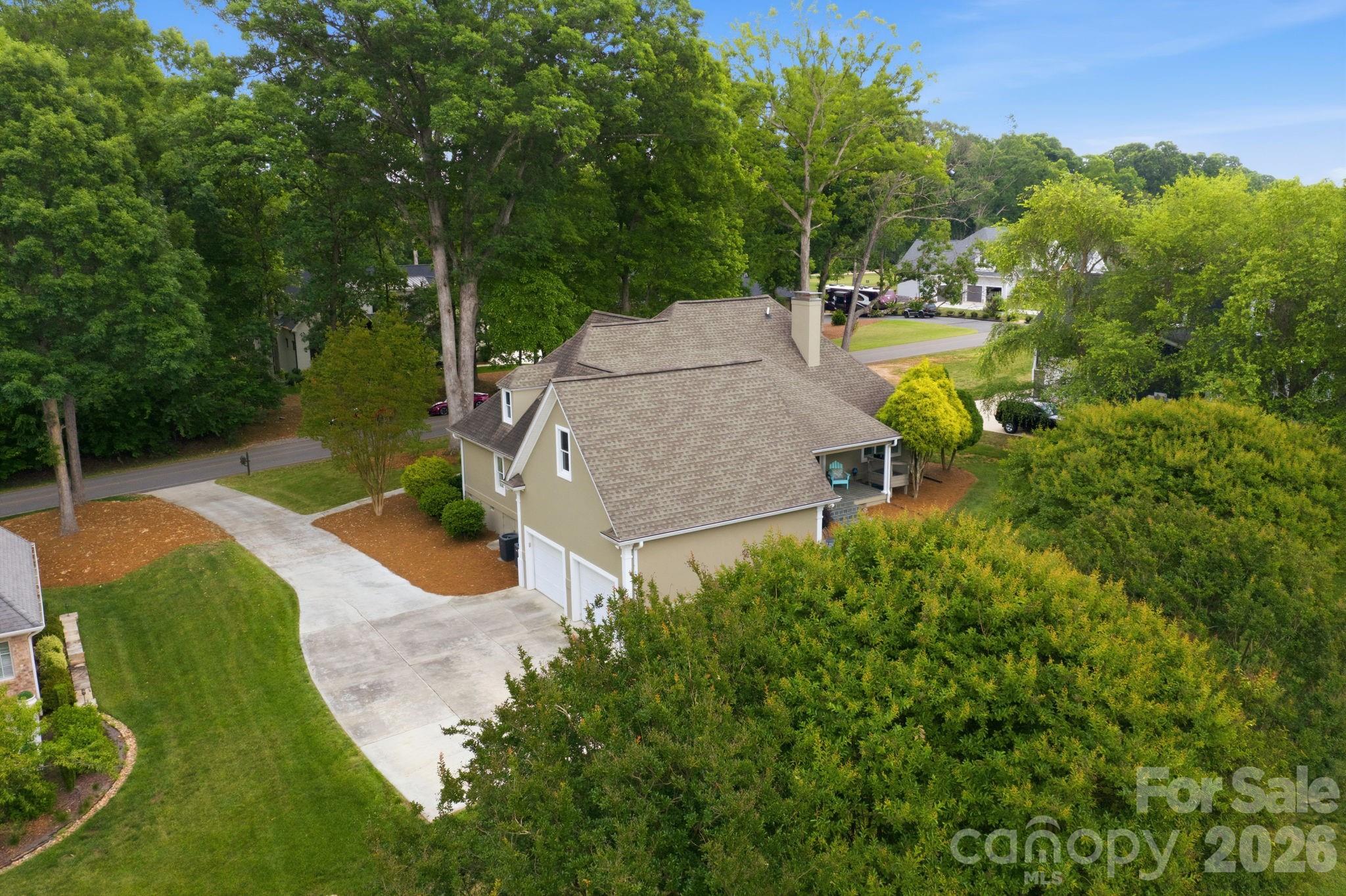 242 Mallard Way — Mooresville