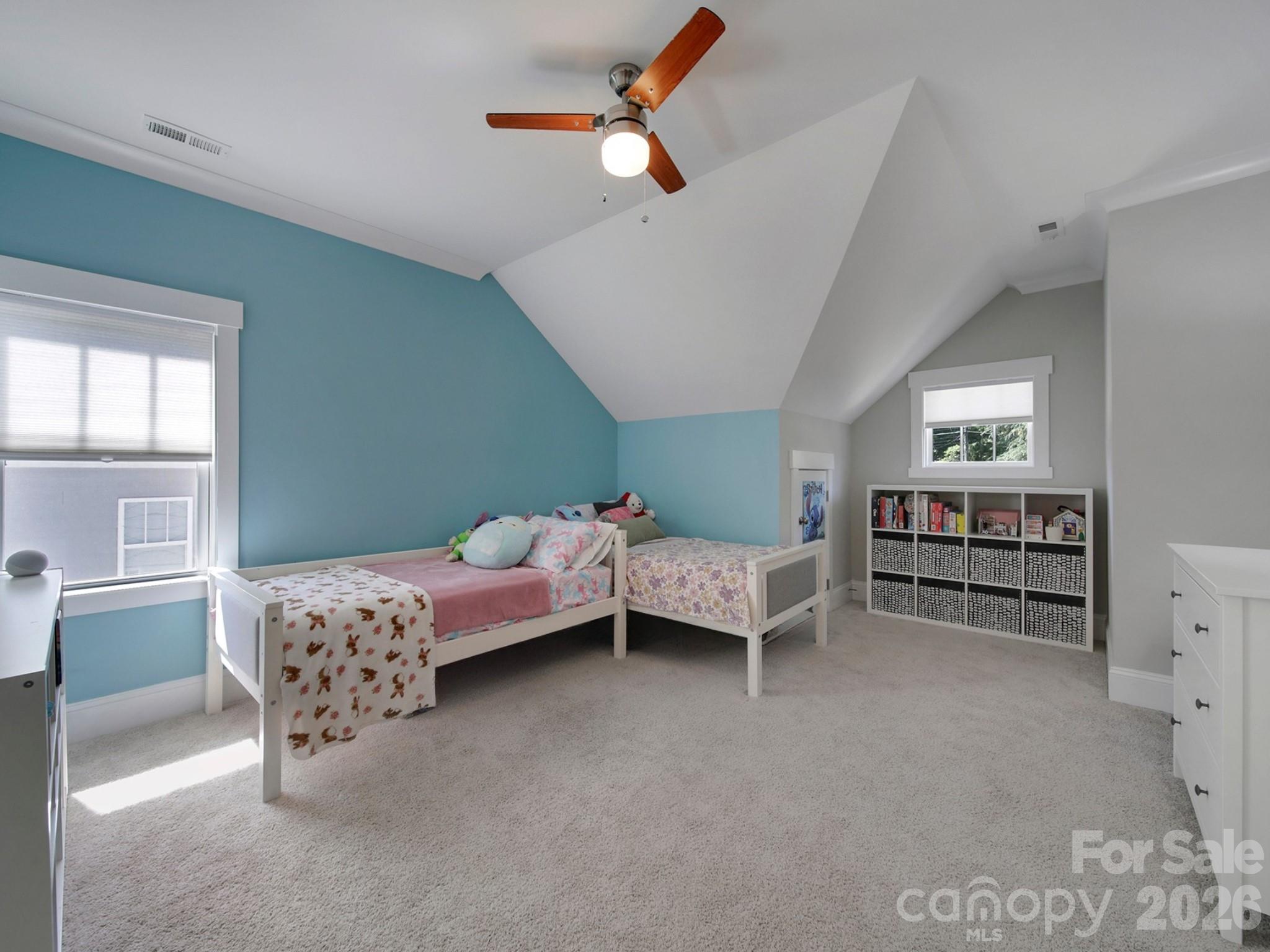 3015 Commonwealth Avenue — Charlotte