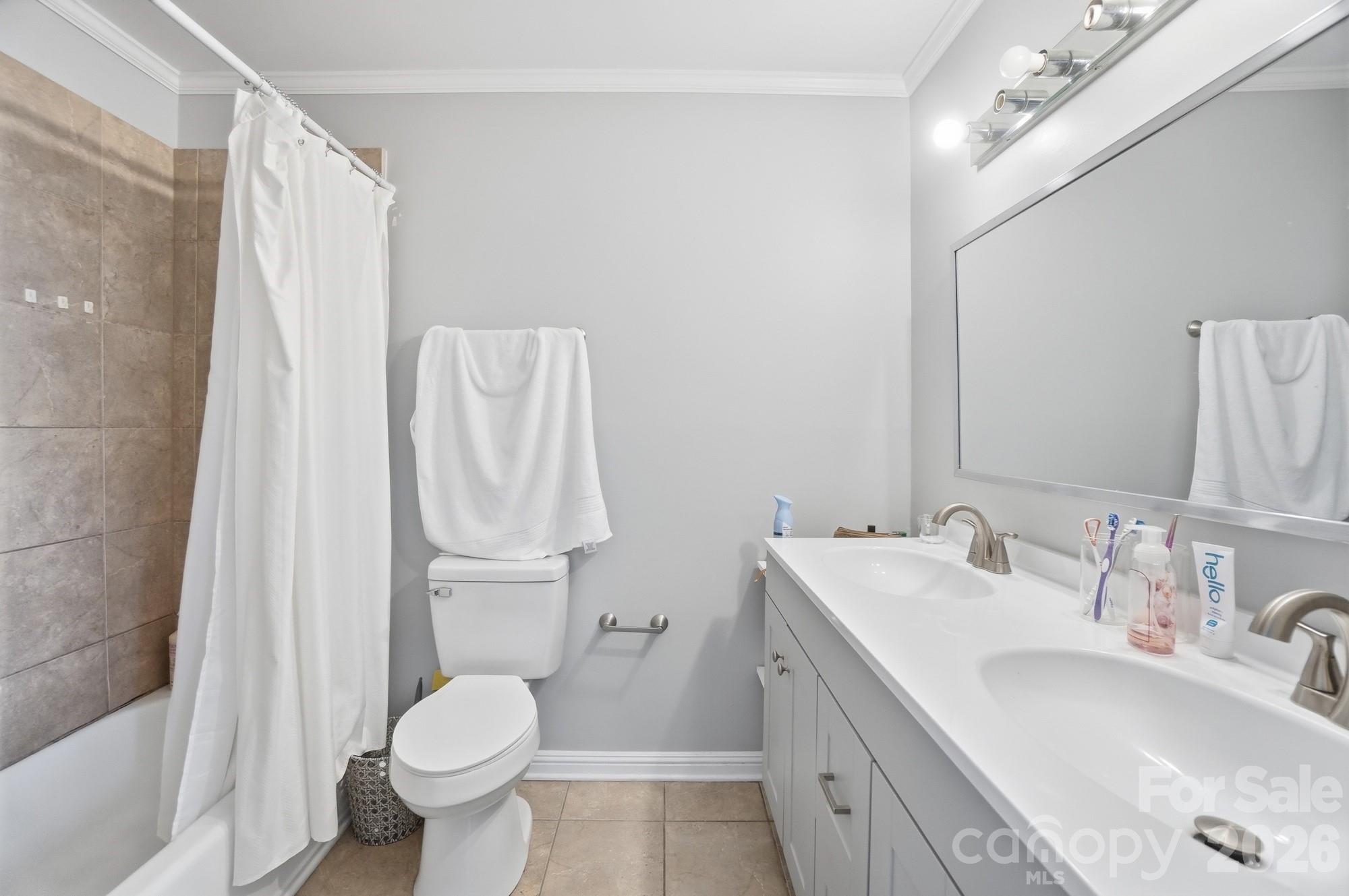 8529 Castle Pine Court — Charlotte