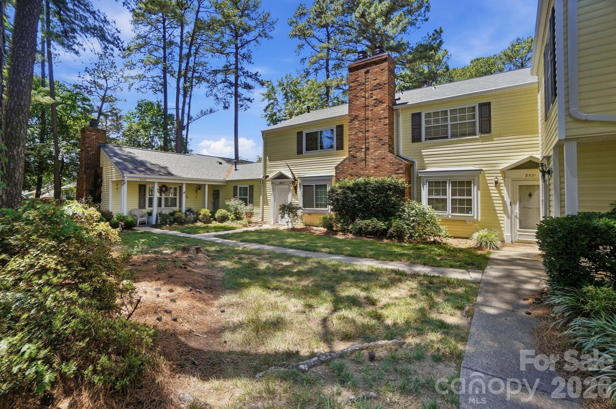 8529 Castle Pine Court — Charlotte
