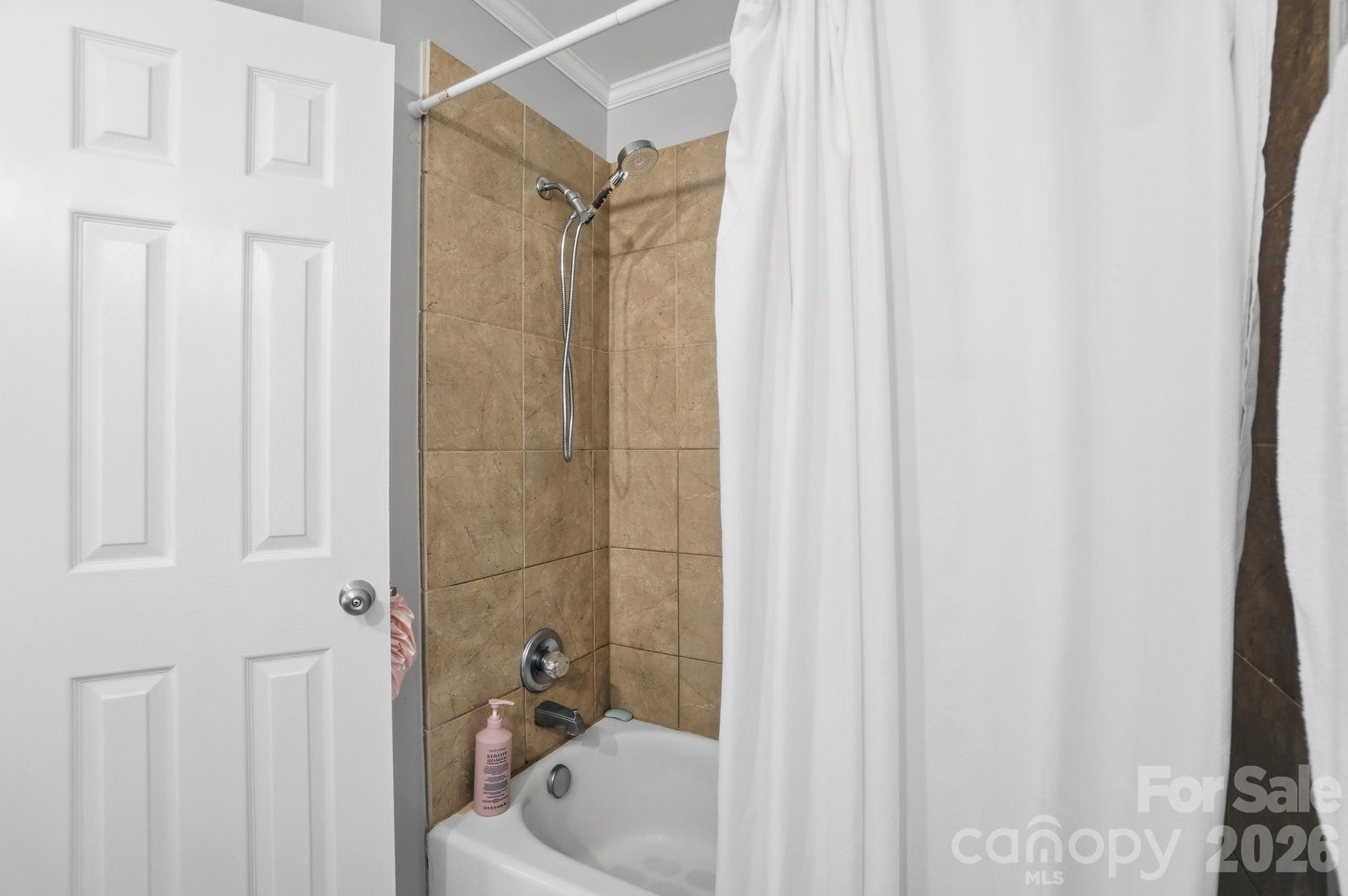 8529 Castle Pine Court — Charlotte