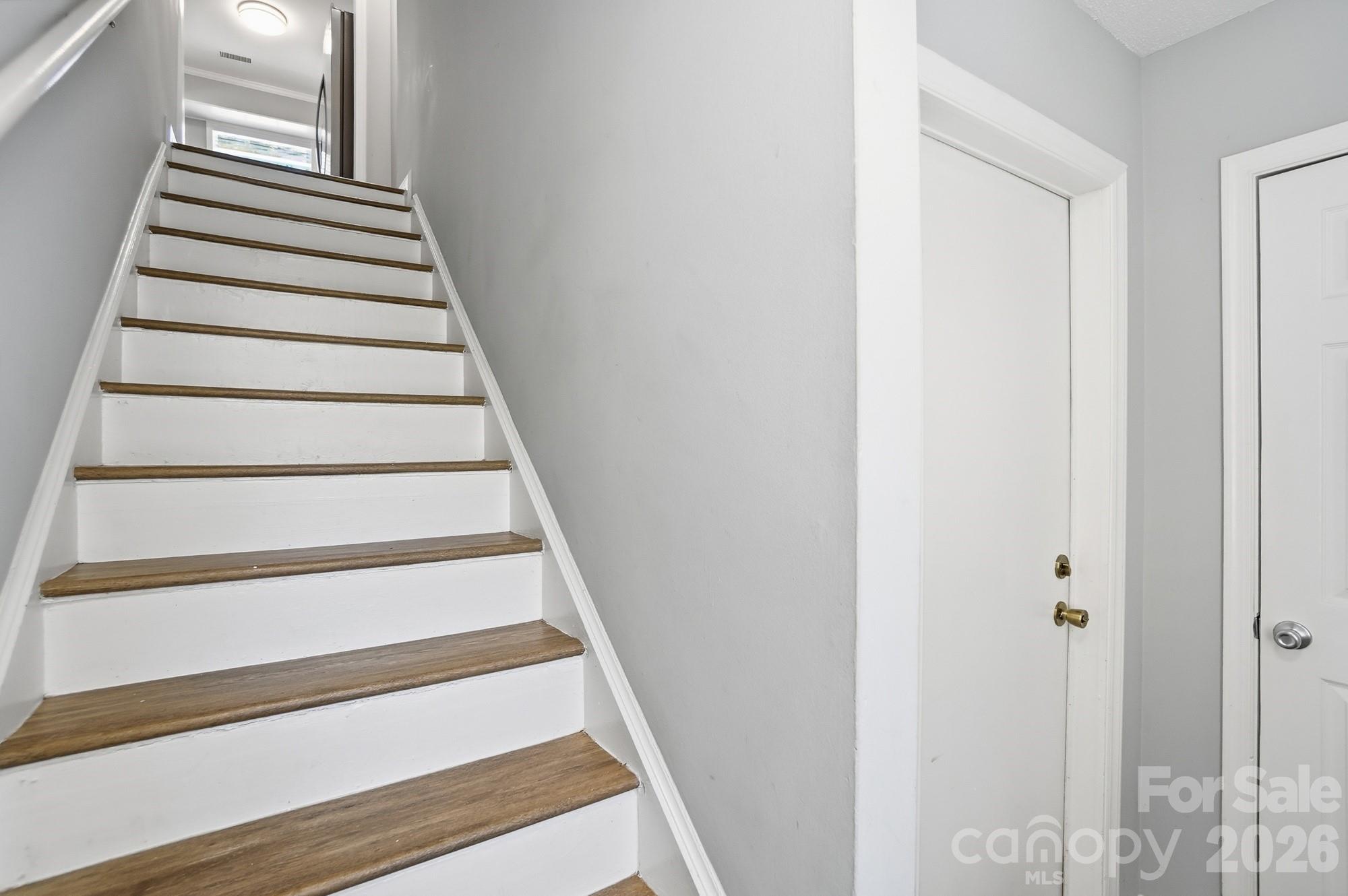 8529 Castle Pine Court — Charlotte