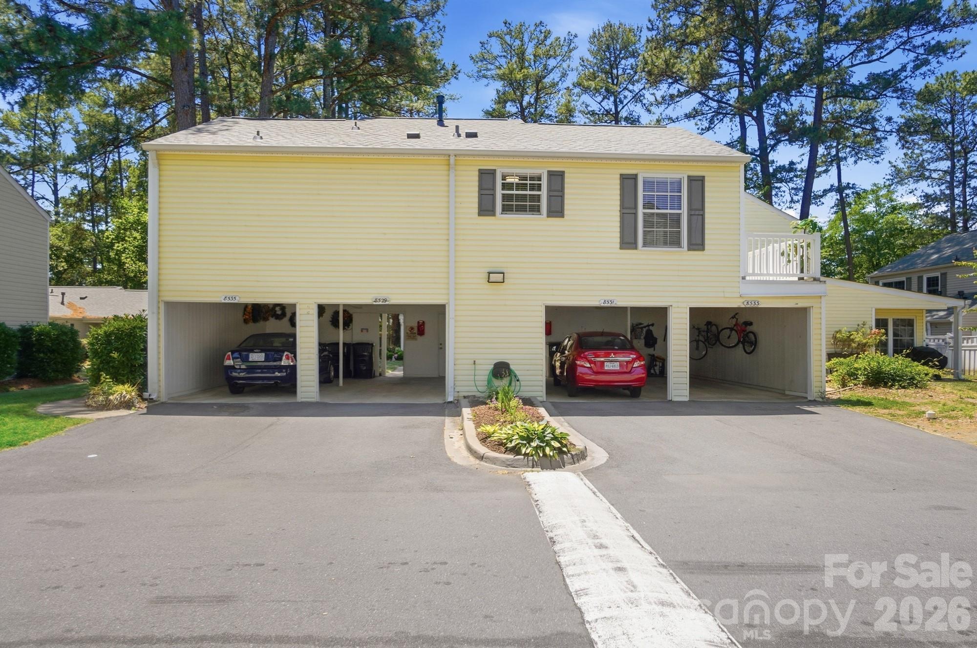 8529 Castle Pine Court — Charlotte