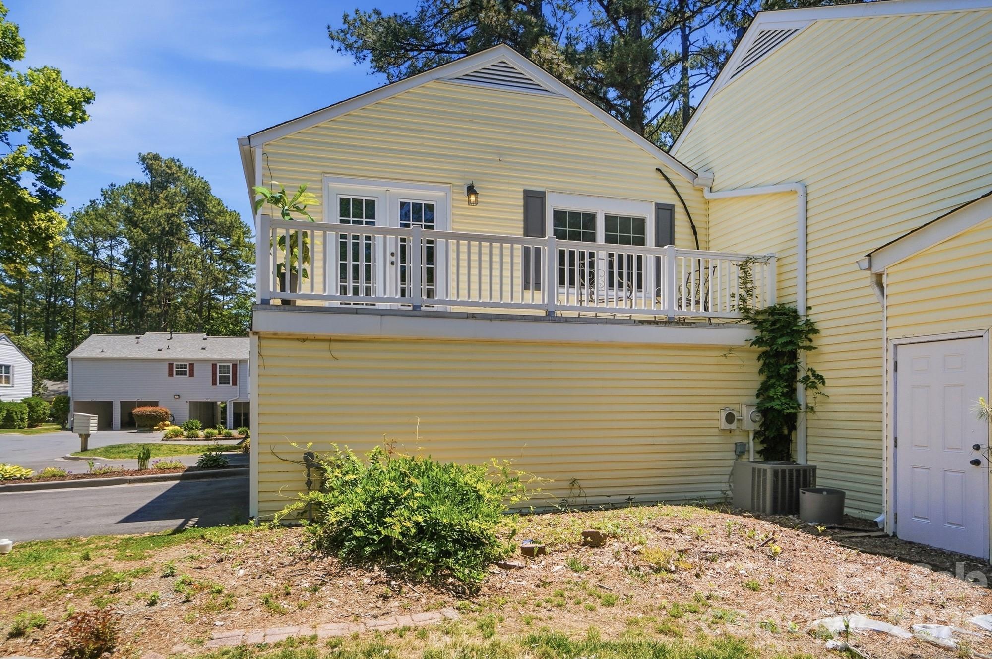 8529 Castle Pine Court — Charlotte
