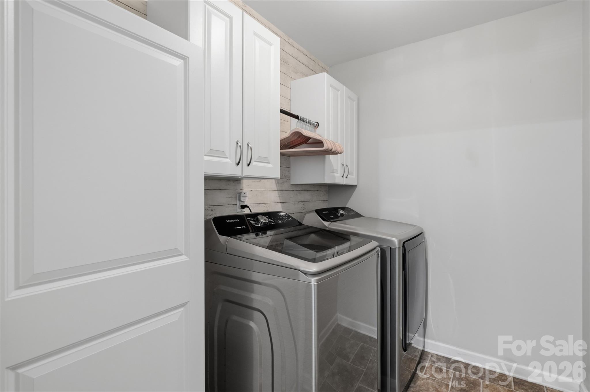 2812 Westbury Court — Dallas