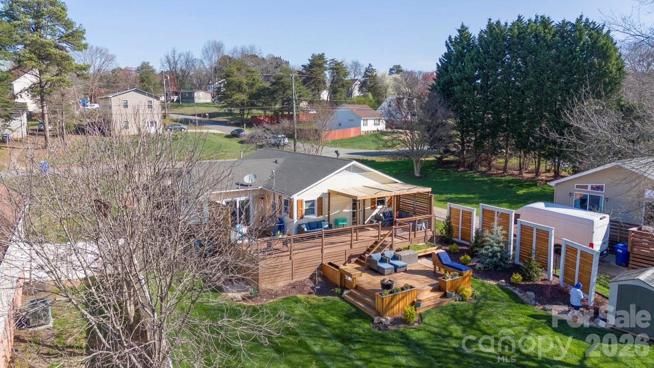 141 Bluewing Lane — Mooresville