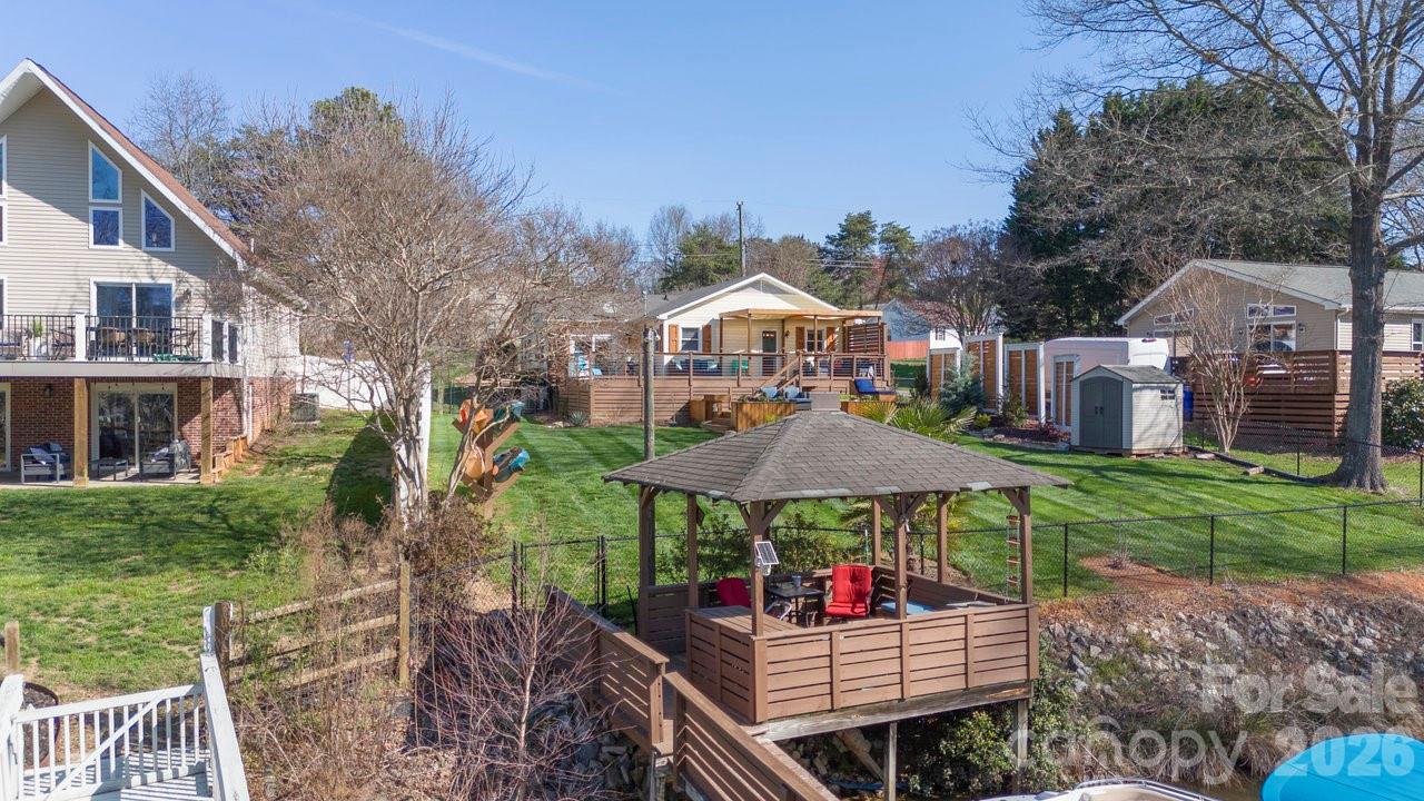 141 Bluewing Lane — Mooresville