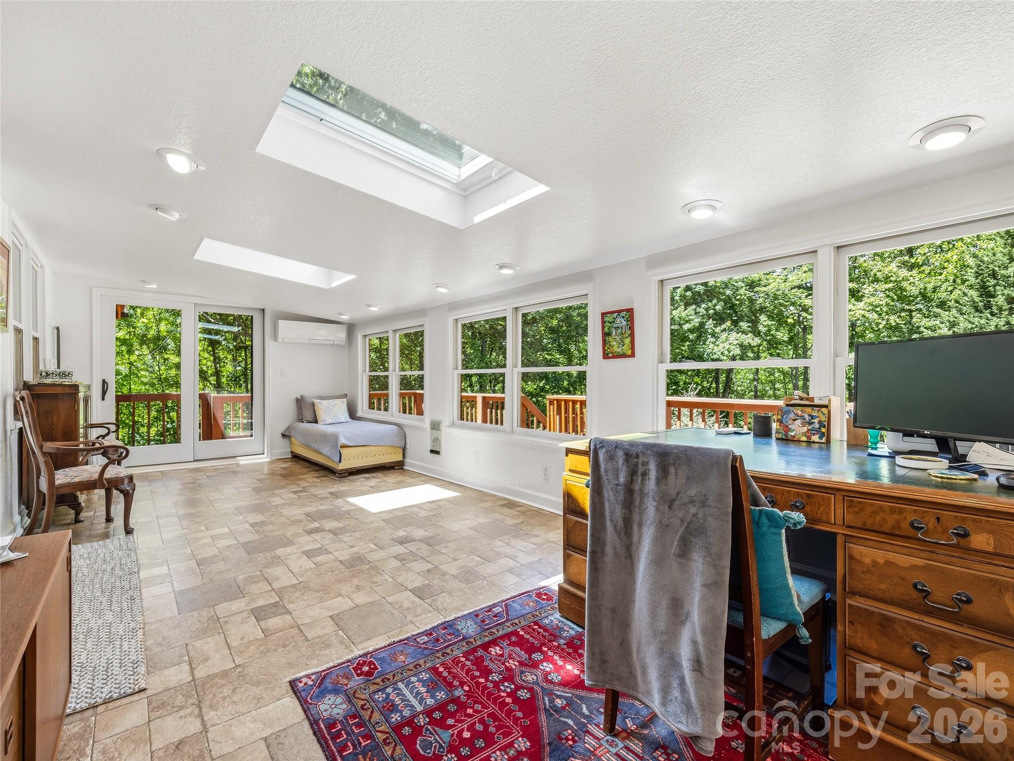 200 River Ridge Drive — Burnsville