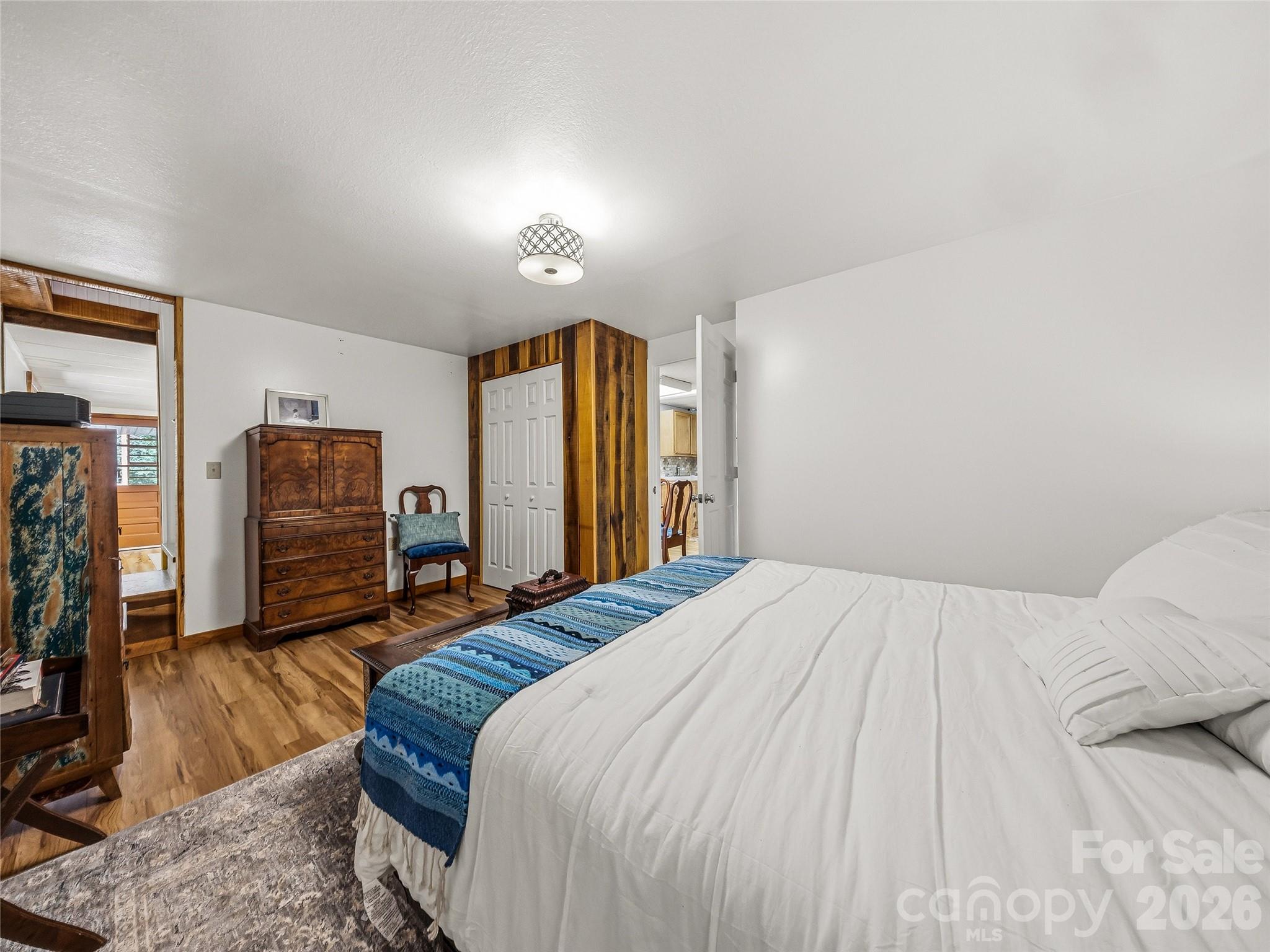 200 River Ridge Drive — Burnsville