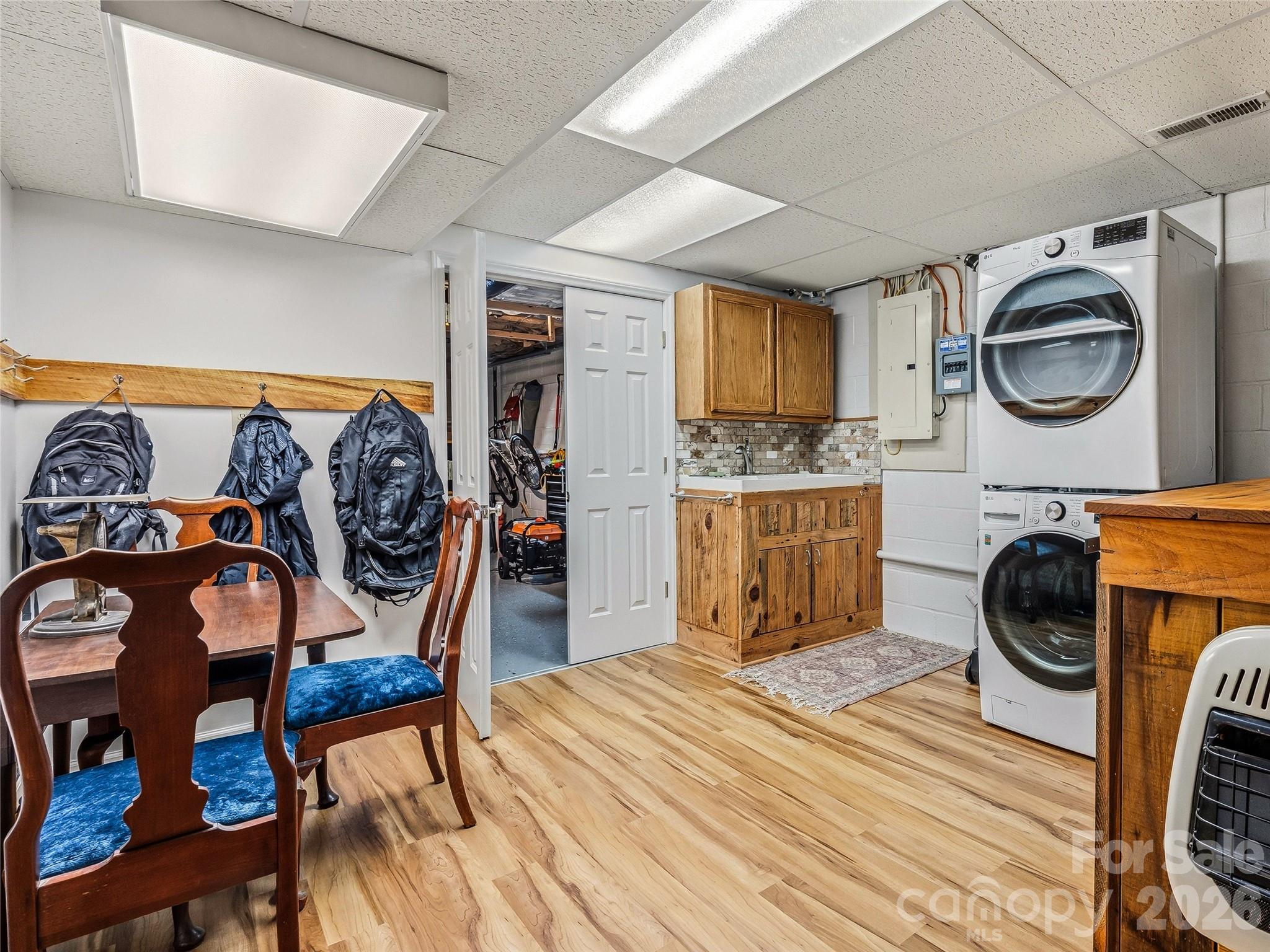 200 River Ridge Drive — Burnsville