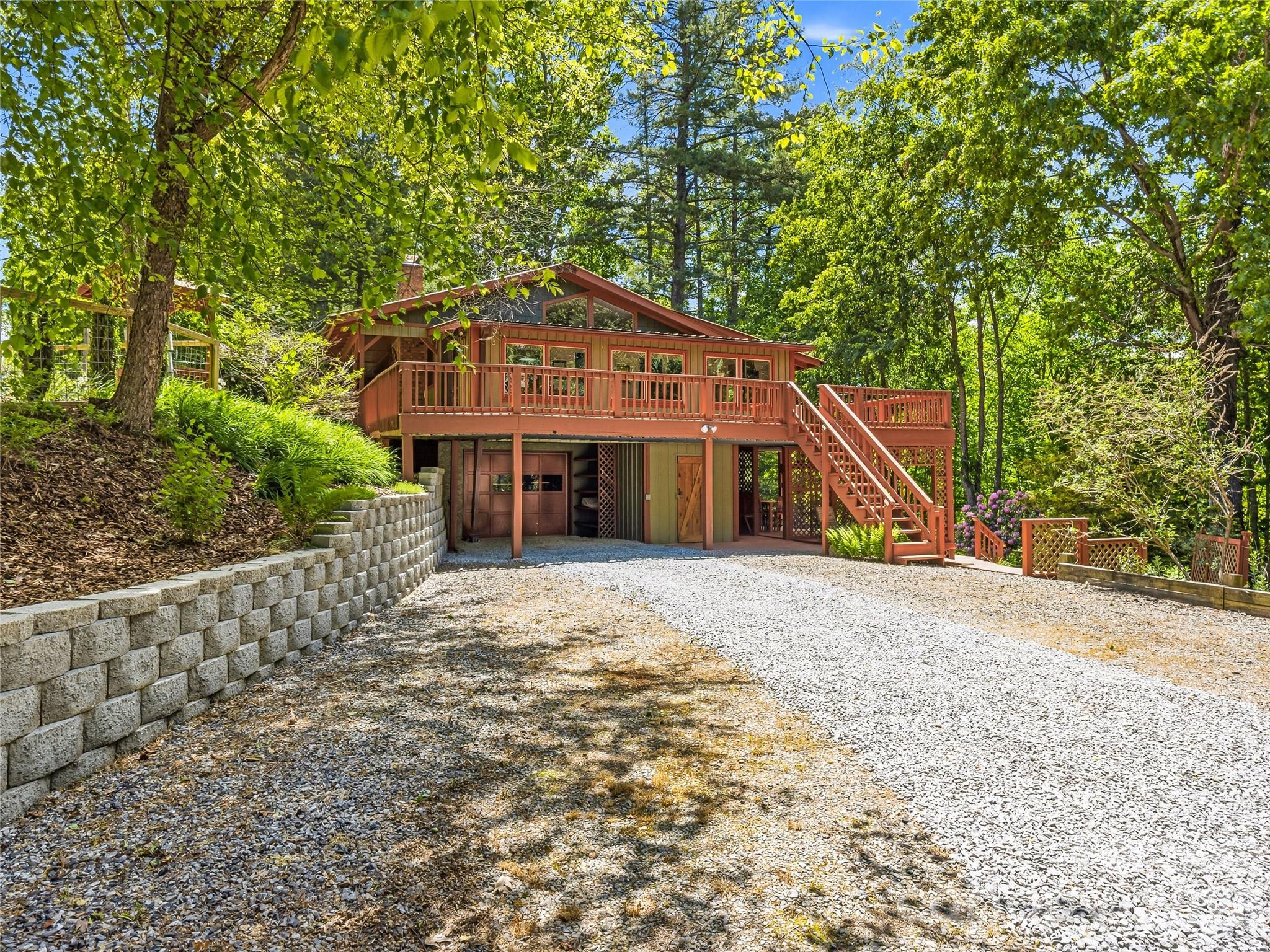200 River Ridge Drive — Burnsville
