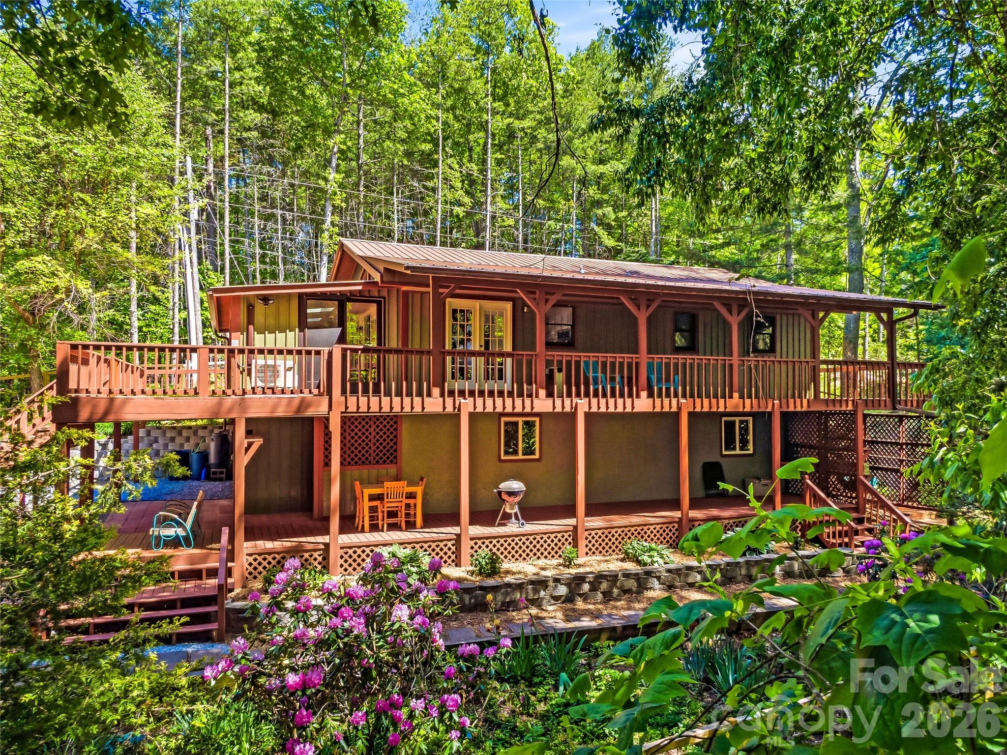 200 River Ridge Drive — Burnsville