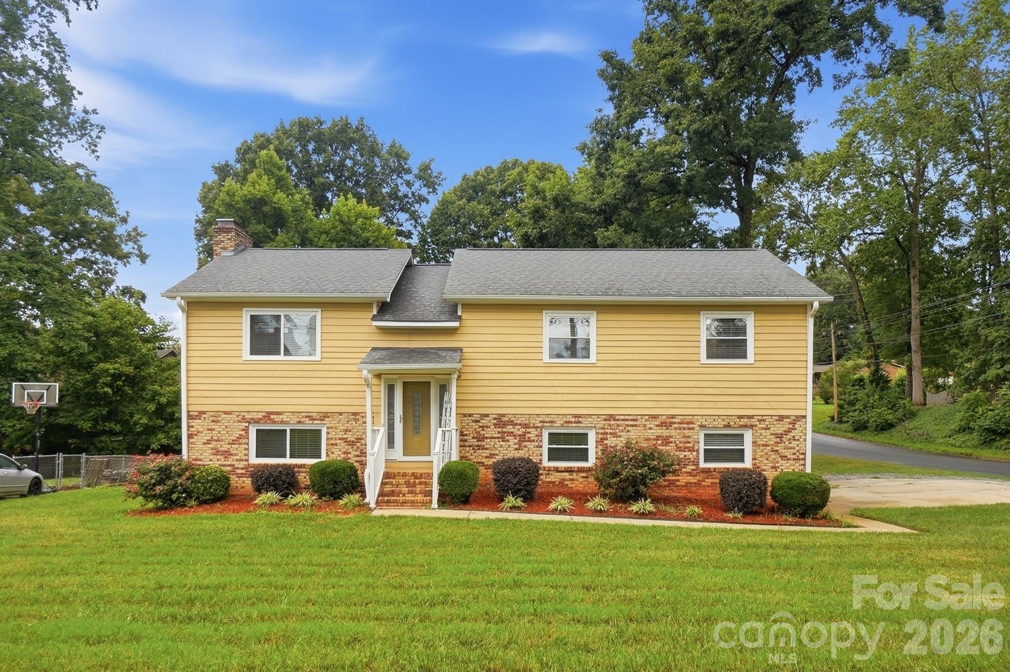 2600 Providence Drive — Gastonia