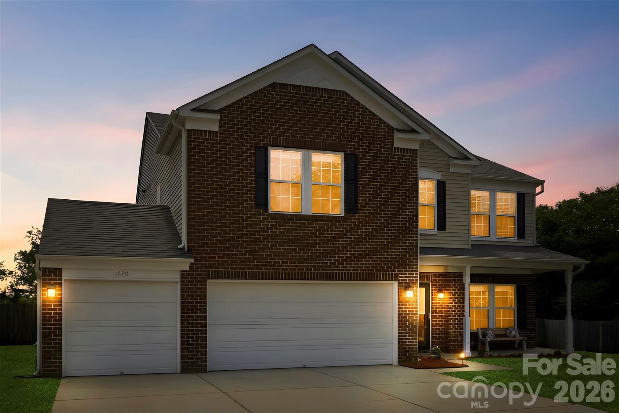 1720 Grove Tree Lane — Clover