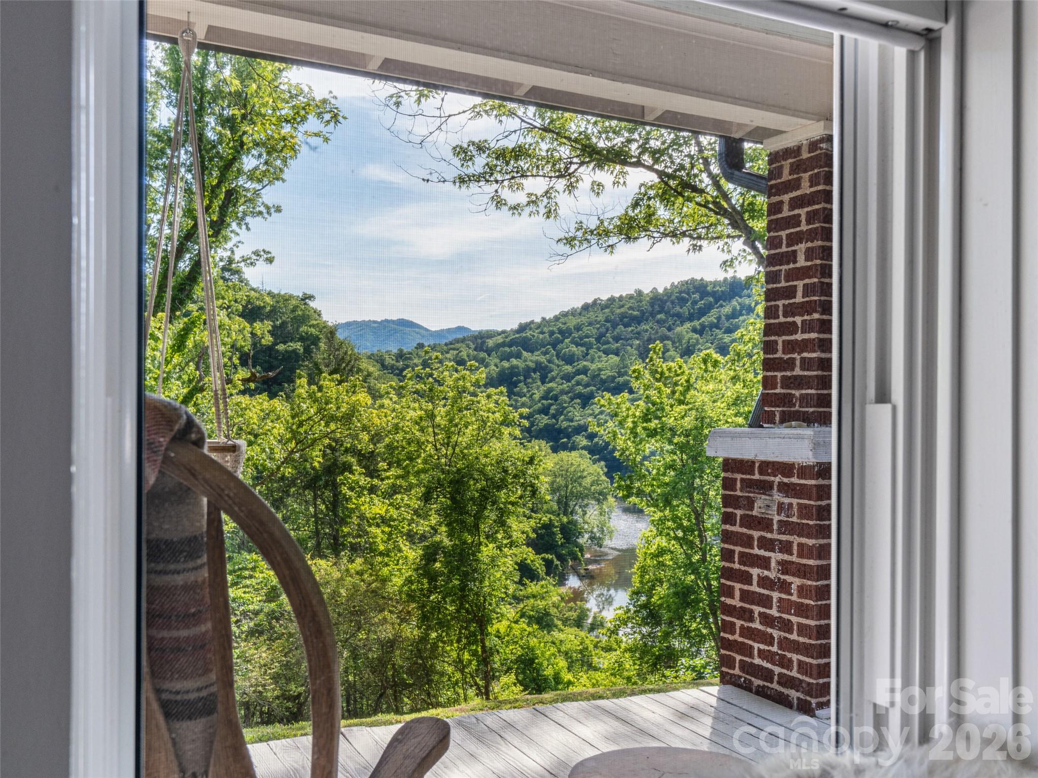 296 Roberts Hill Road — Marshall