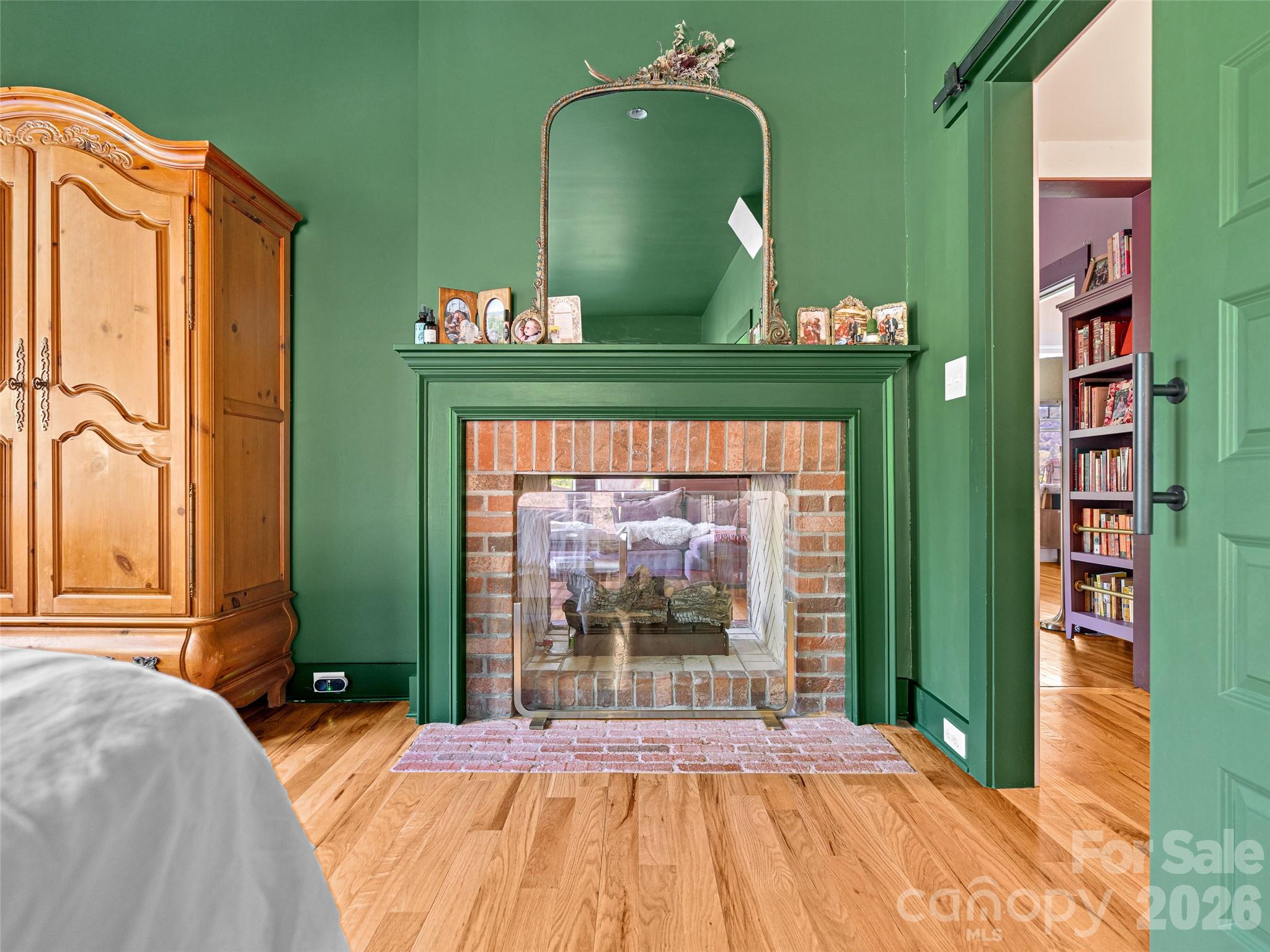 296 Roberts Hill Road — Marshall