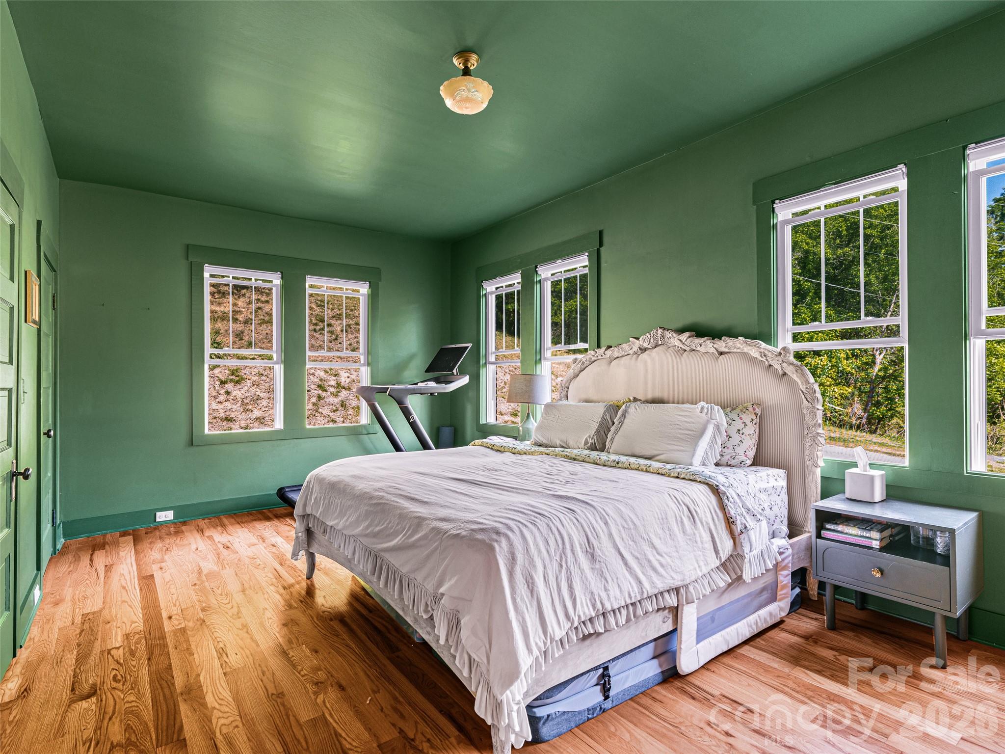 296 Roberts Hill Road — Marshall