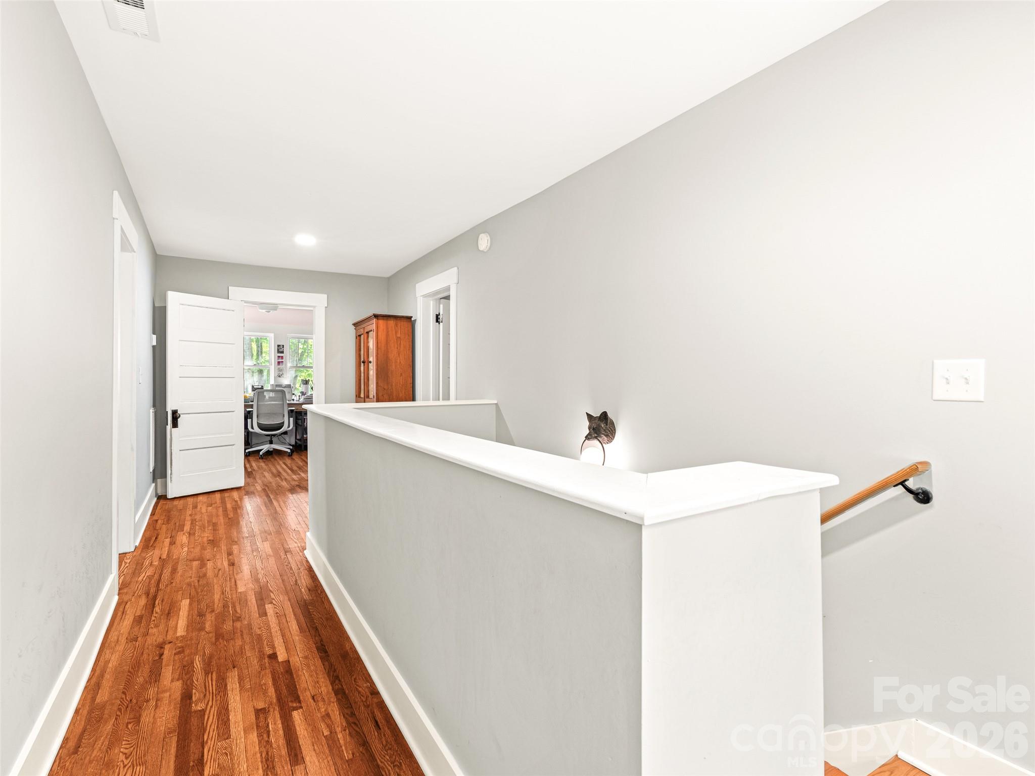 296 Roberts Hill Road — Marshall