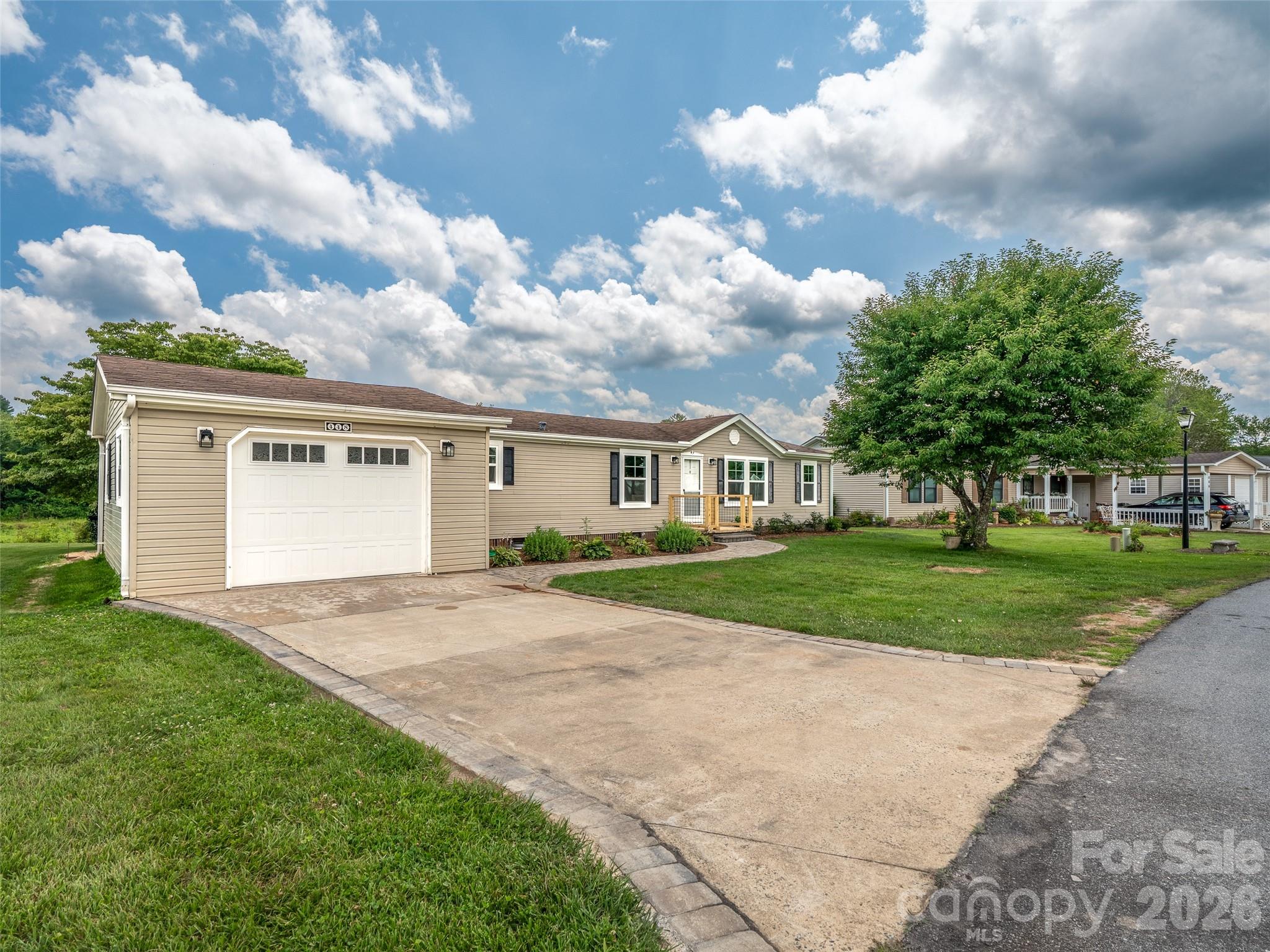 448 Riverwind Drive — Hendersonville