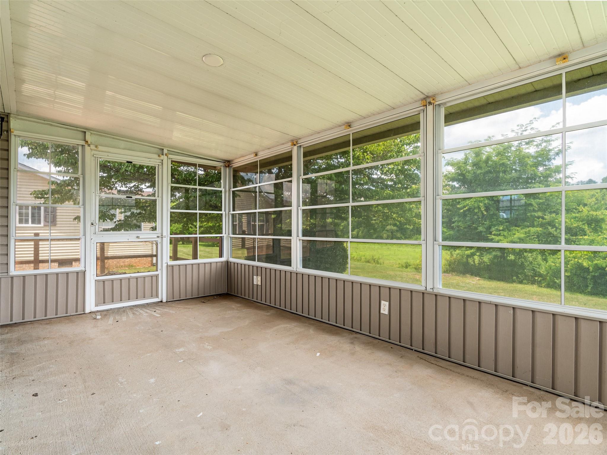 448 Riverwind Drive — Hendersonville