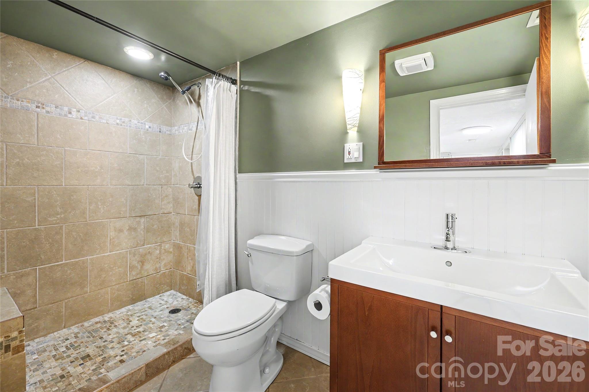 5451 Addison Drive — Charlotte