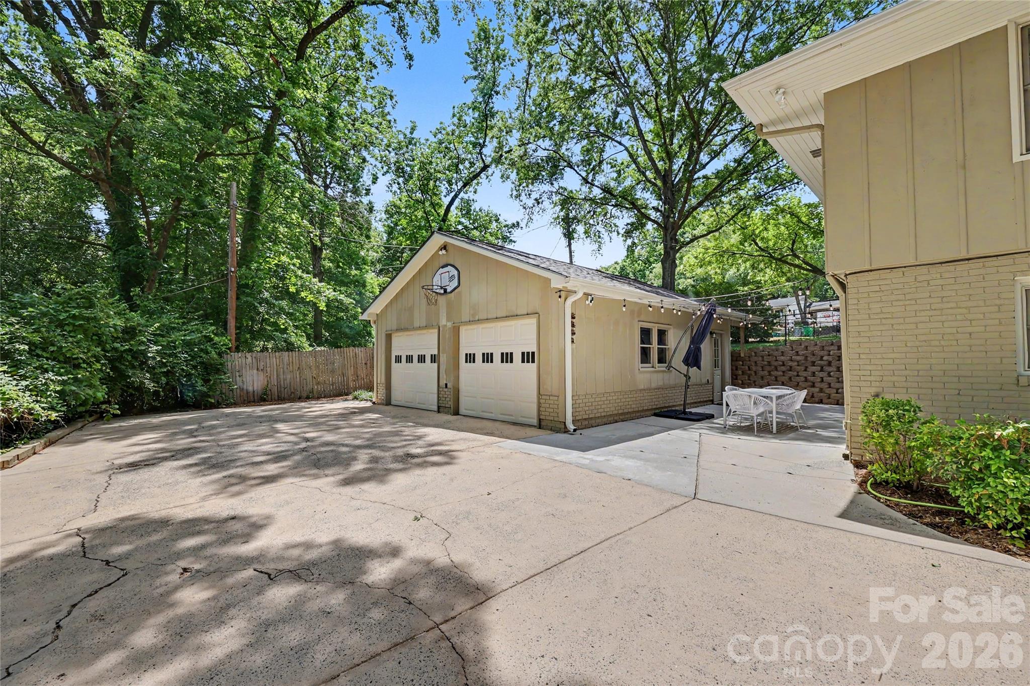 5451 Addison Drive — Charlotte