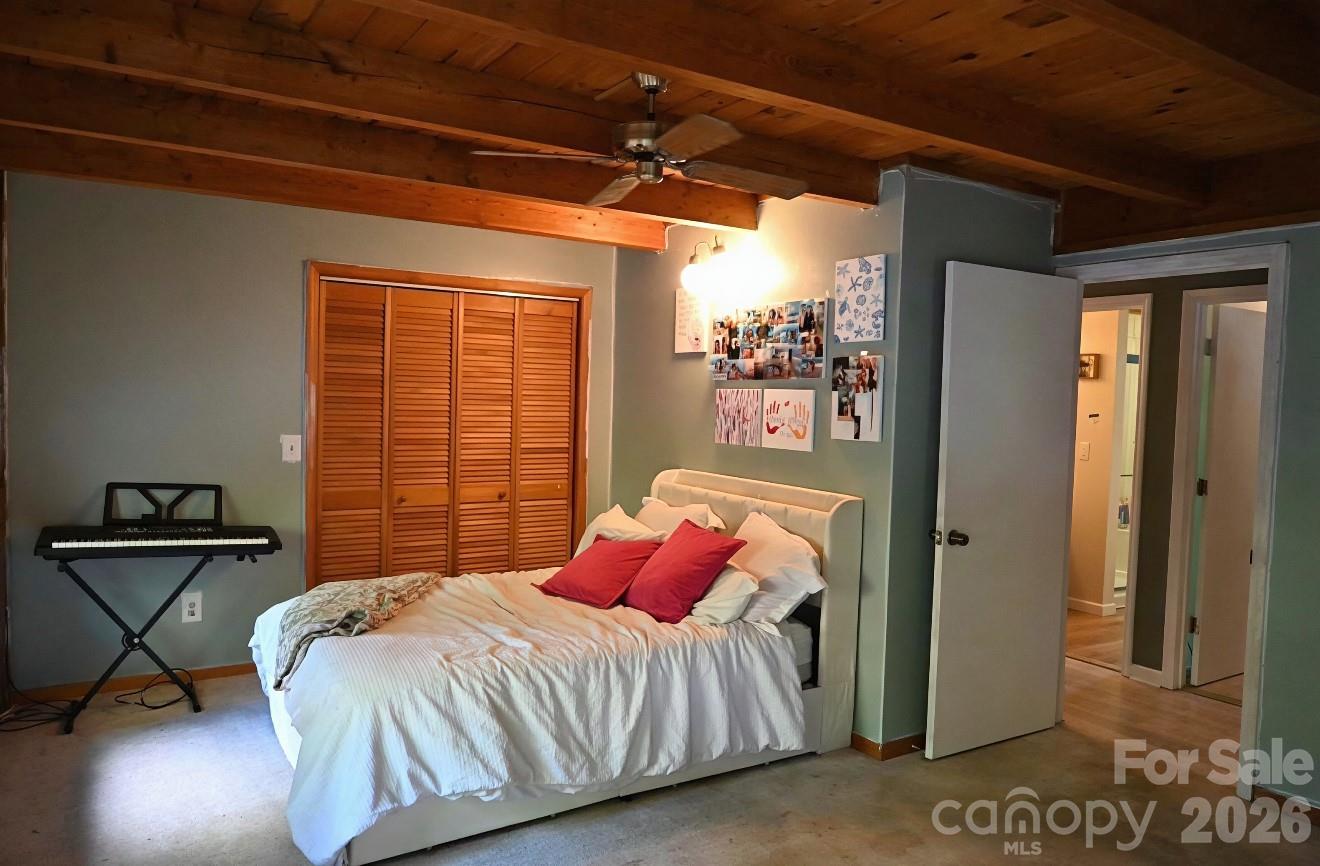 89 Woodcliff Loop — Newland