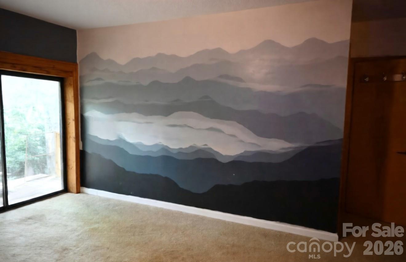 89 Woodcliff Loop — Newland
