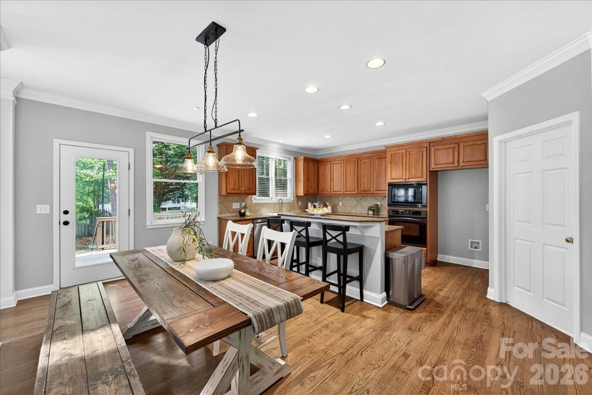 6410 Latta Springs Circle — Huntersville