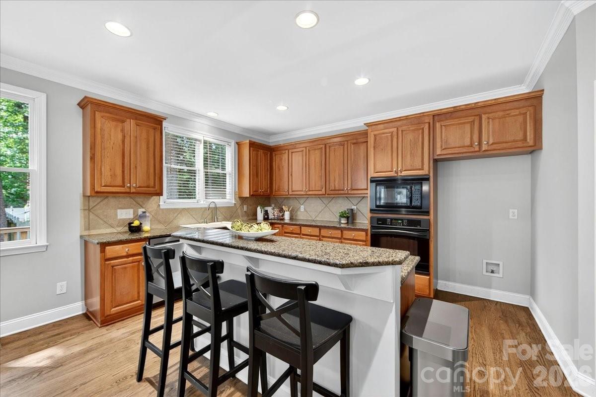 6410 Latta Springs Circle — Huntersville