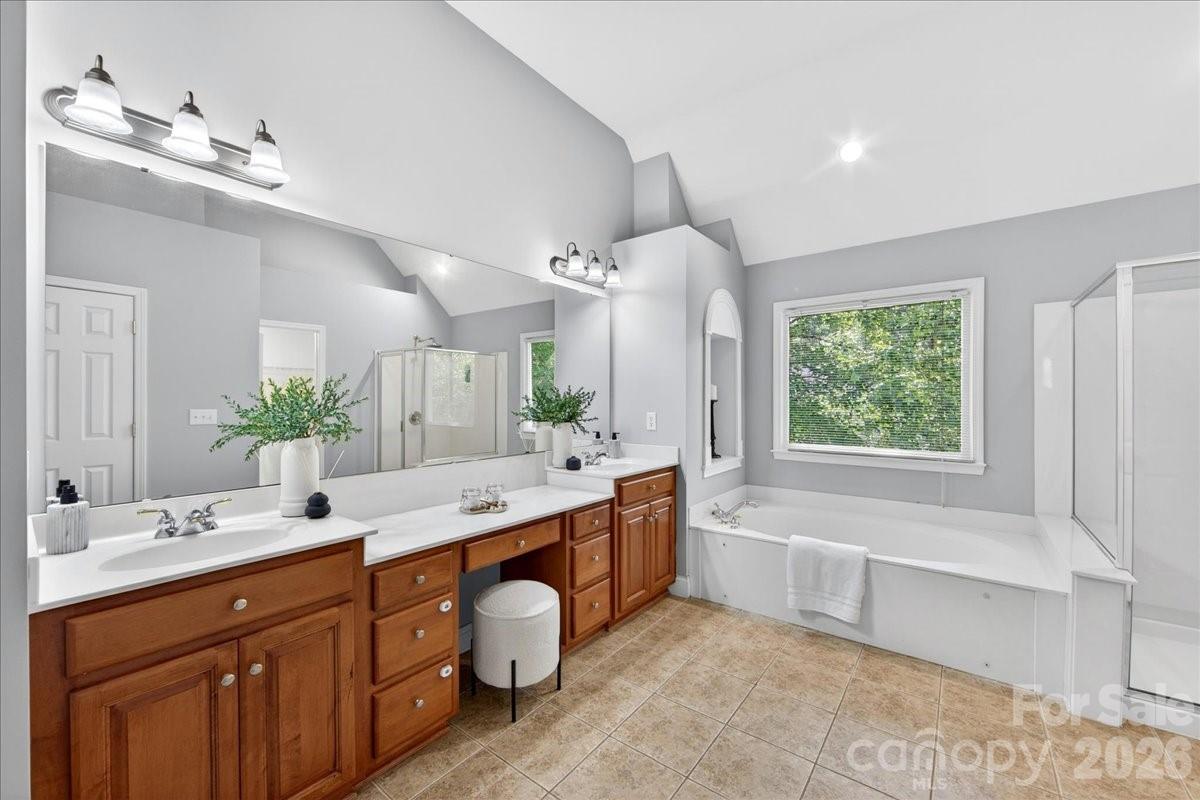 6410 Latta Springs Circle — Huntersville