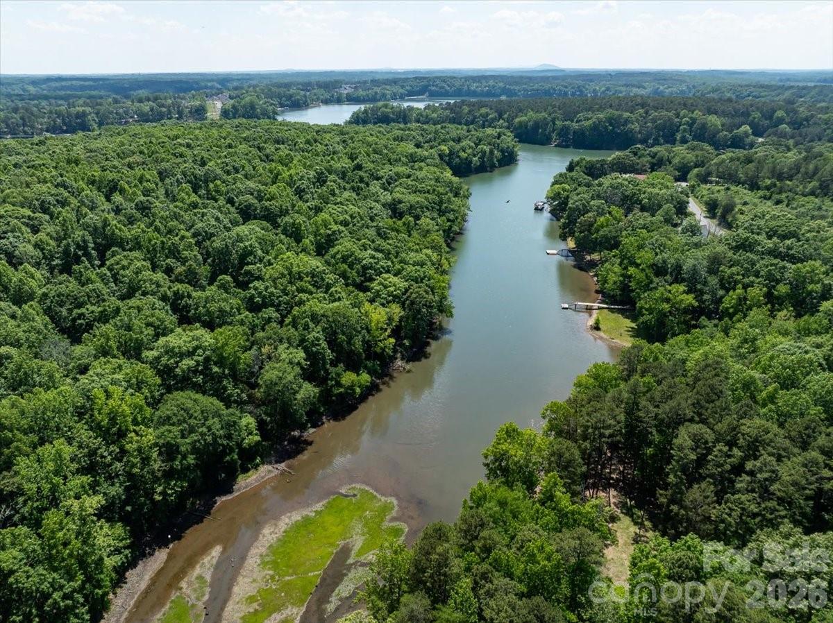 6410 Latta Springs Circle — Huntersville