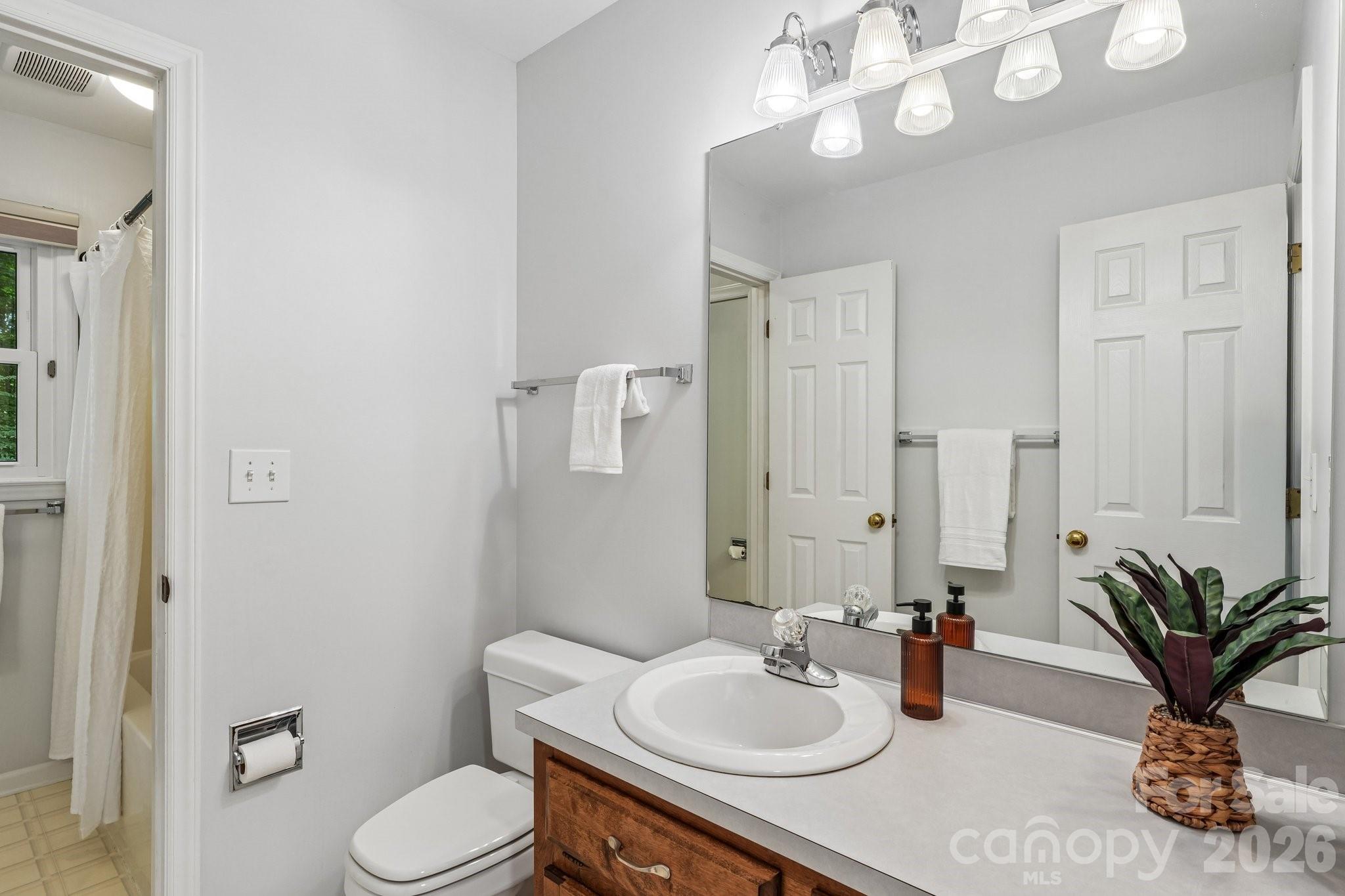 2349 Maria Lynn Court — Gastonia
