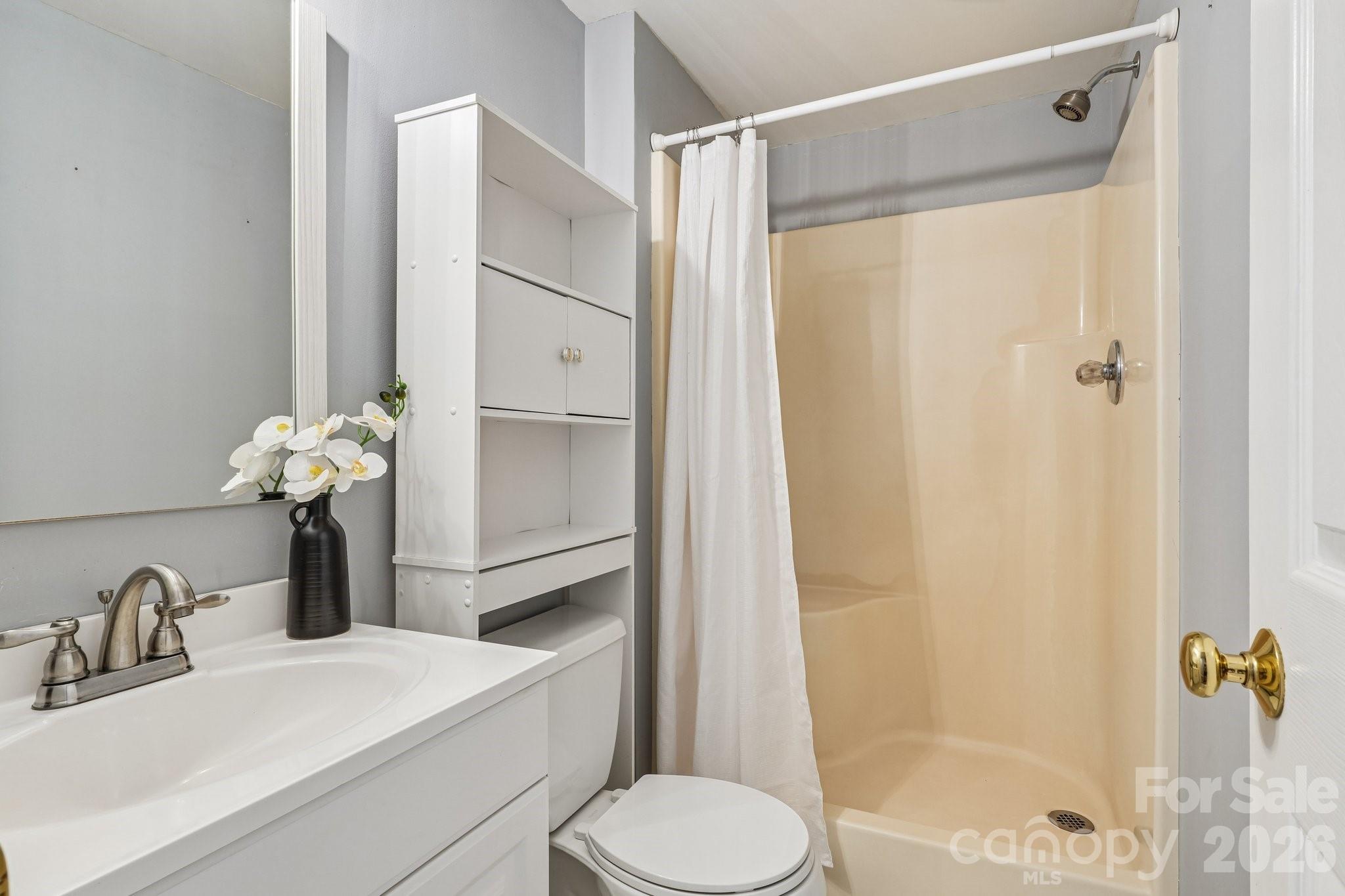 2349 Maria Lynn Court — Gastonia