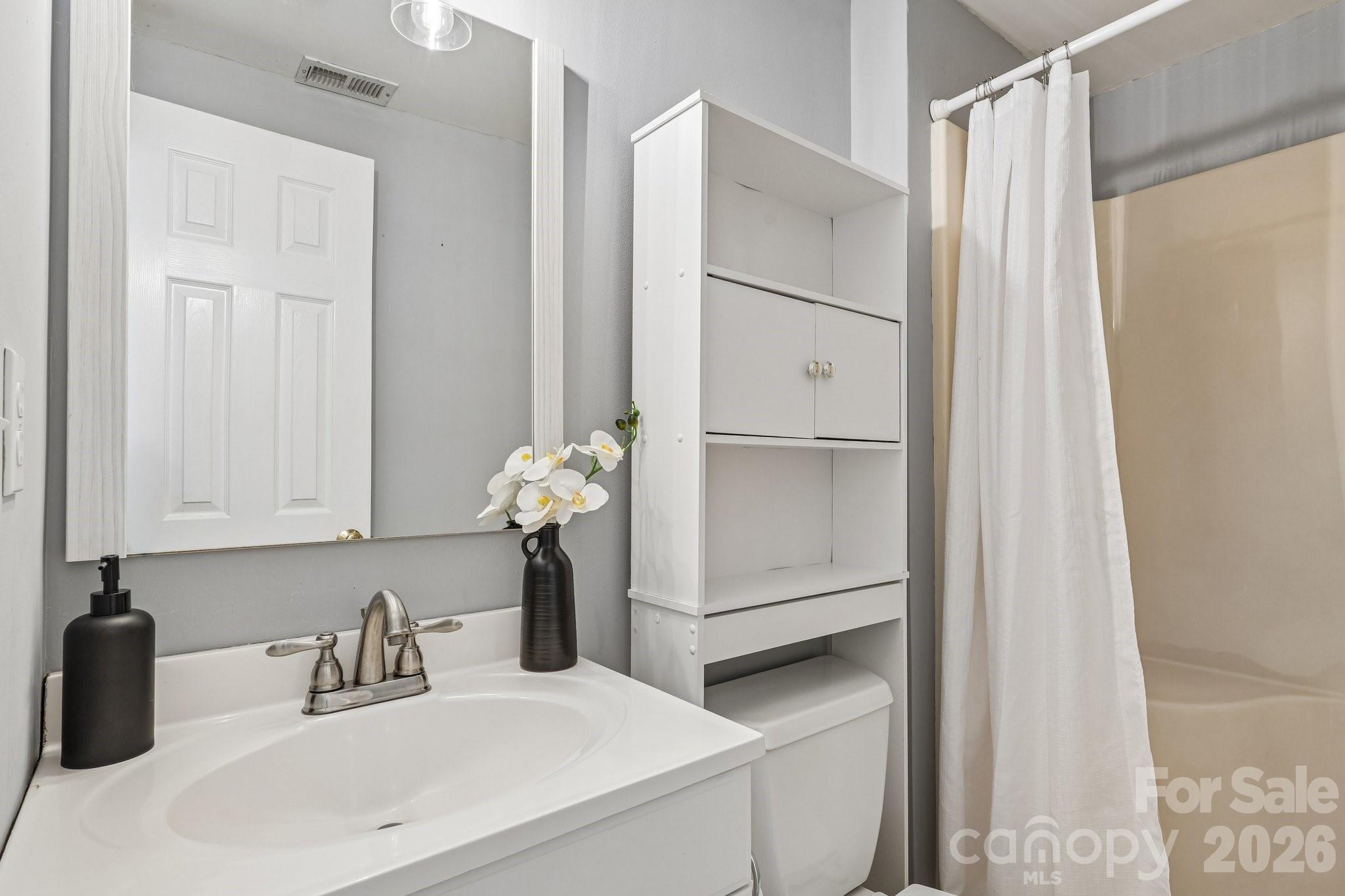 2349 Maria Lynn Court — Gastonia