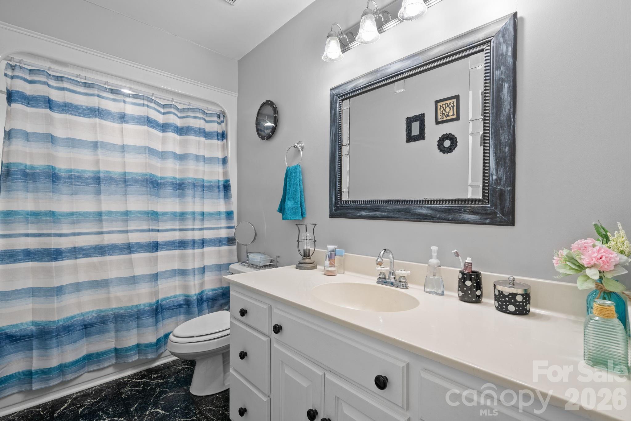 4093 Fairview Drive — Maiden