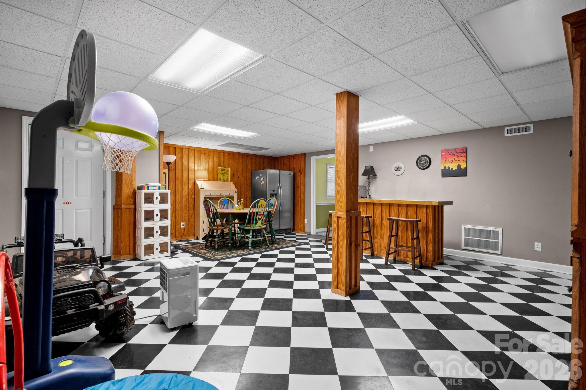4093 Fairview Drive — Maiden