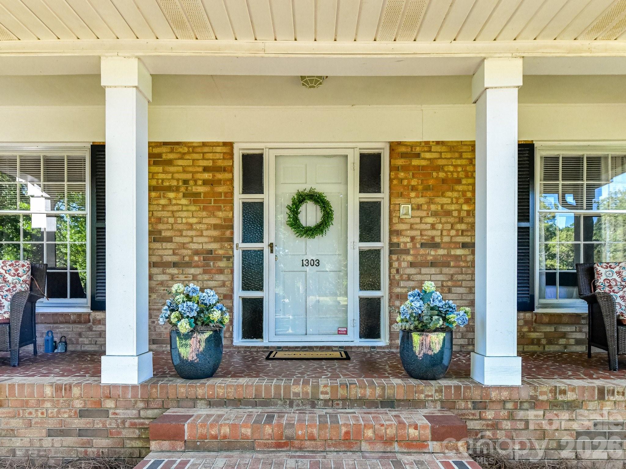 1303 Quail Drive — Monroe