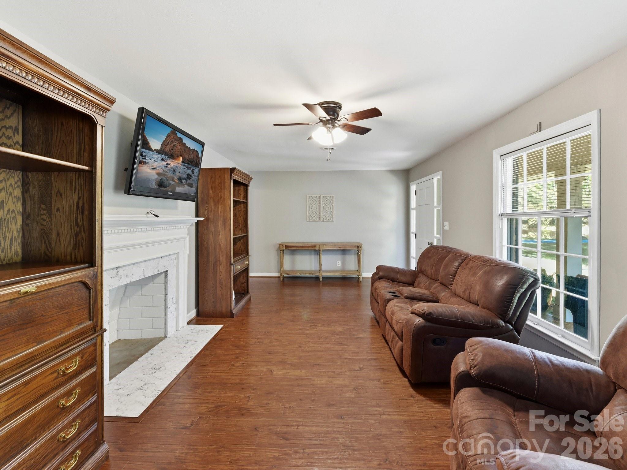 1303 Quail Drive — Monroe