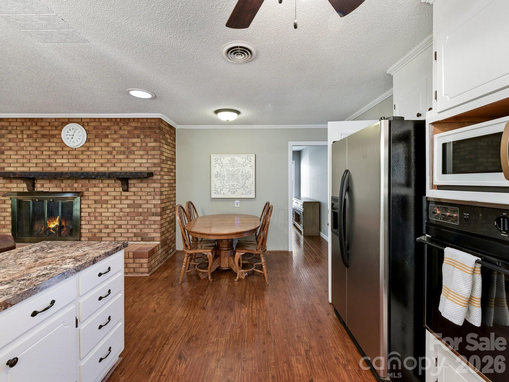 1303 Quail Drive — Monroe