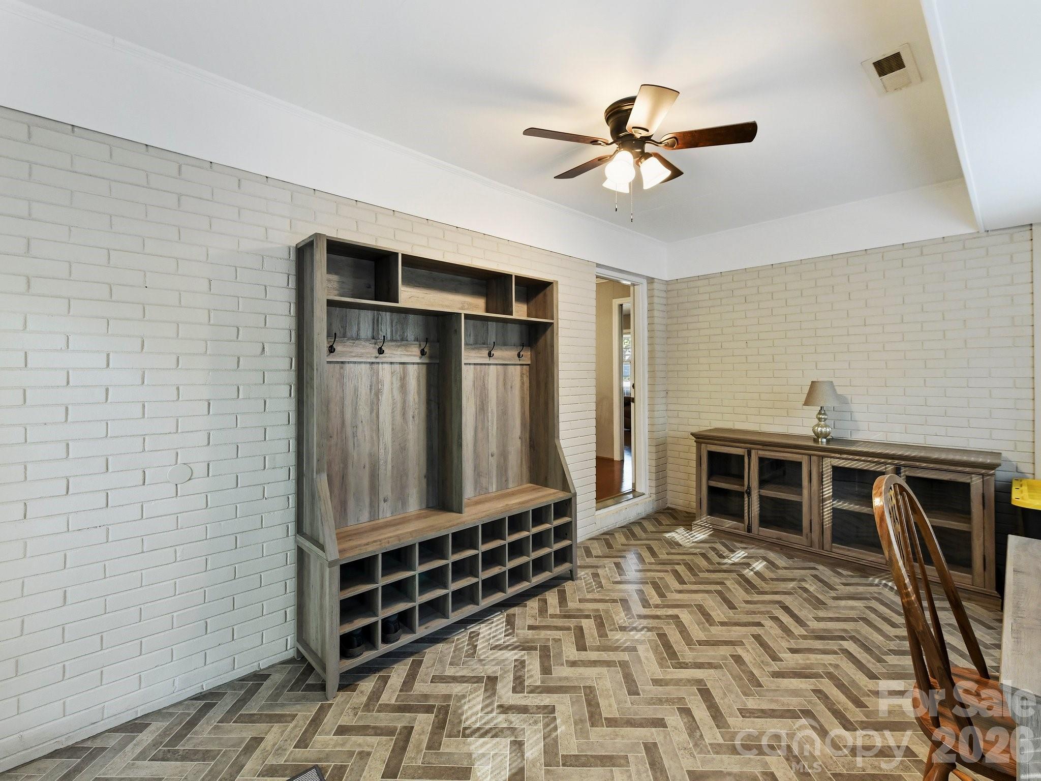 1303 Quail Drive — Monroe