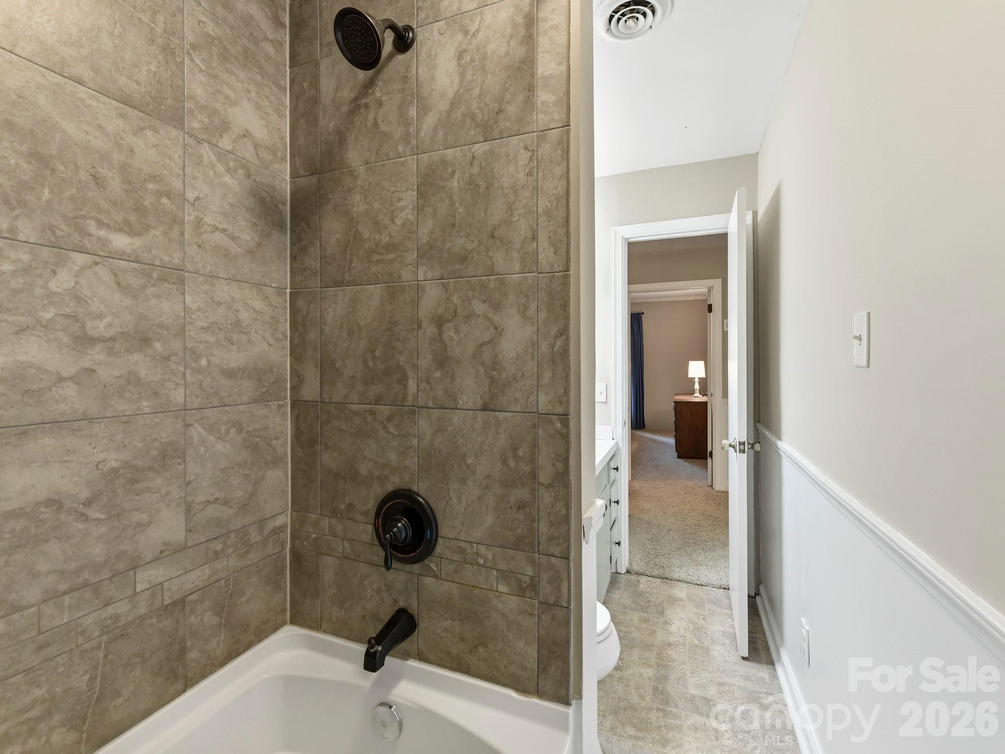 1303 Quail Drive — Monroe