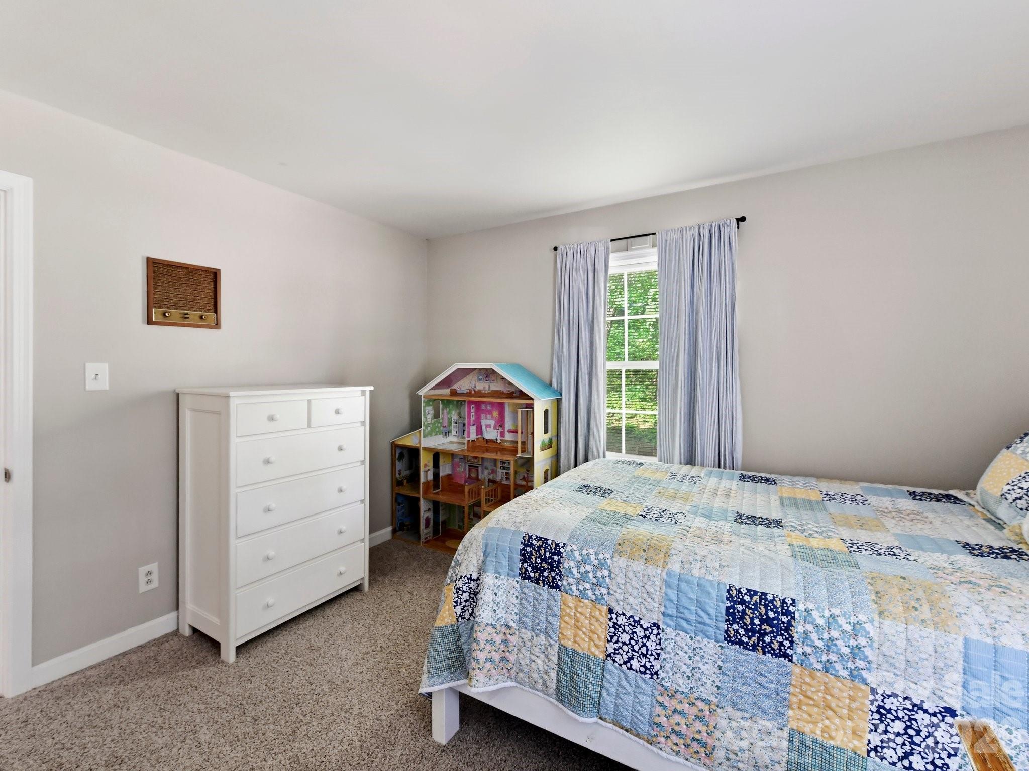 1303 Quail Drive — Monroe