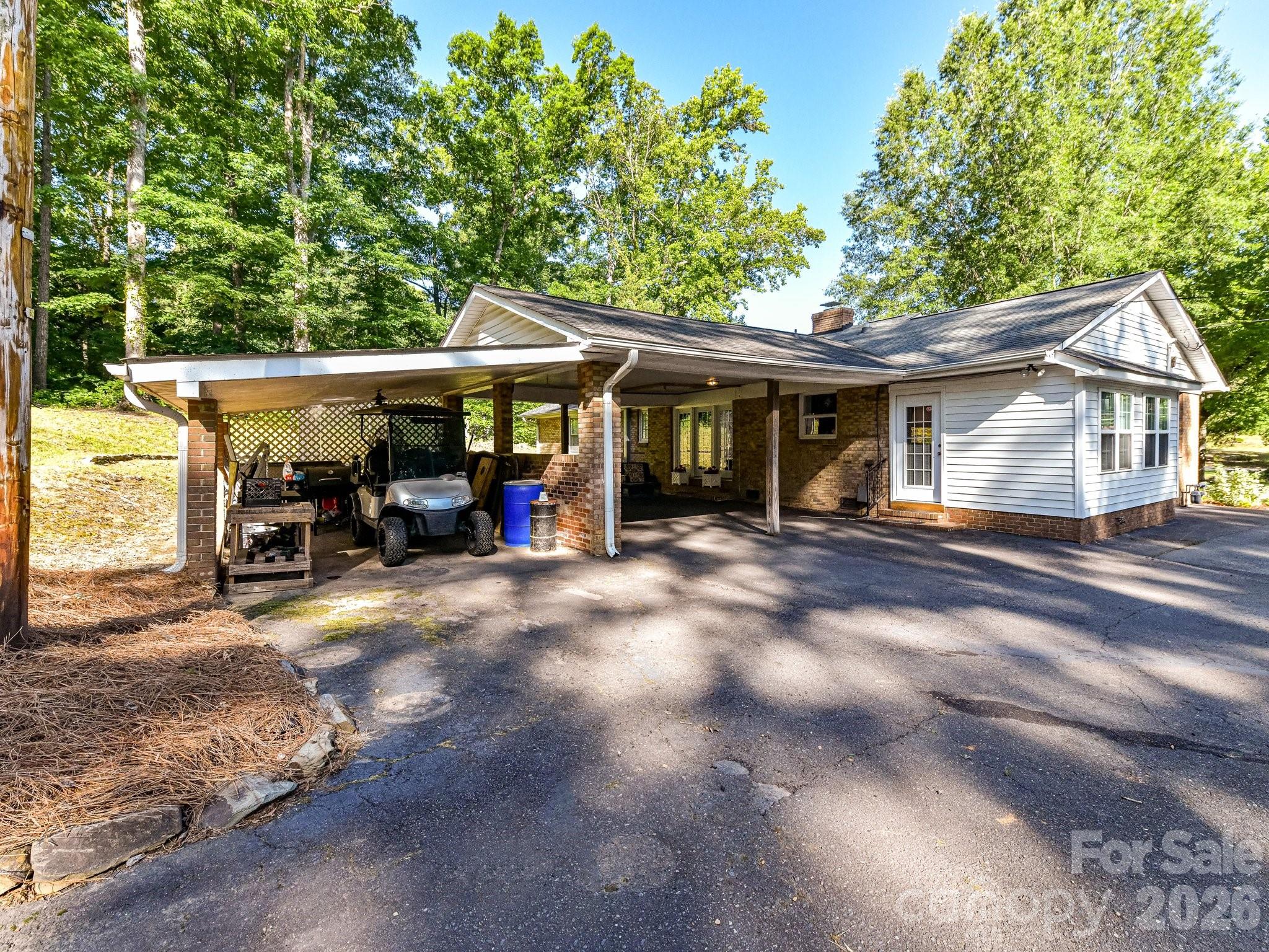 1303 Quail Drive — Monroe
