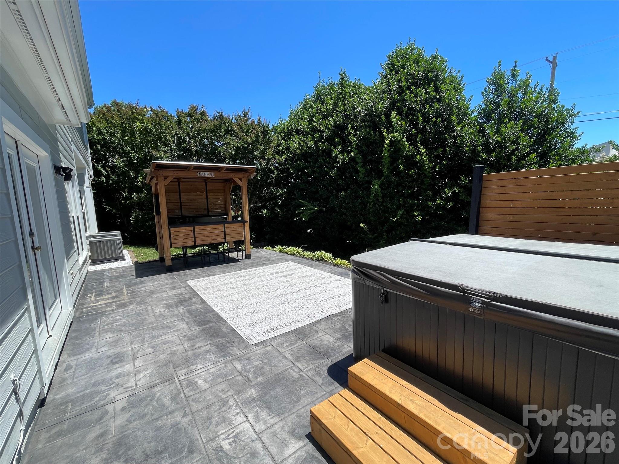 19942 Scanmar Lane — Cornelius