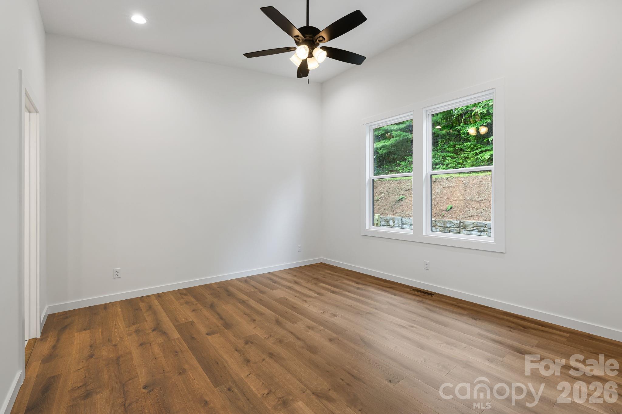 69 Quiet Woods Drive — Leicester
