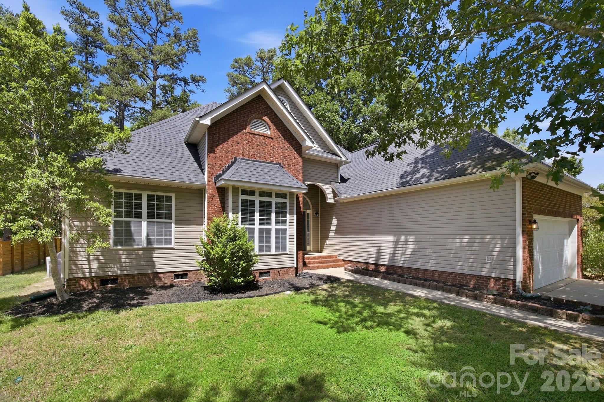 3208 Continental Drive — Monroe